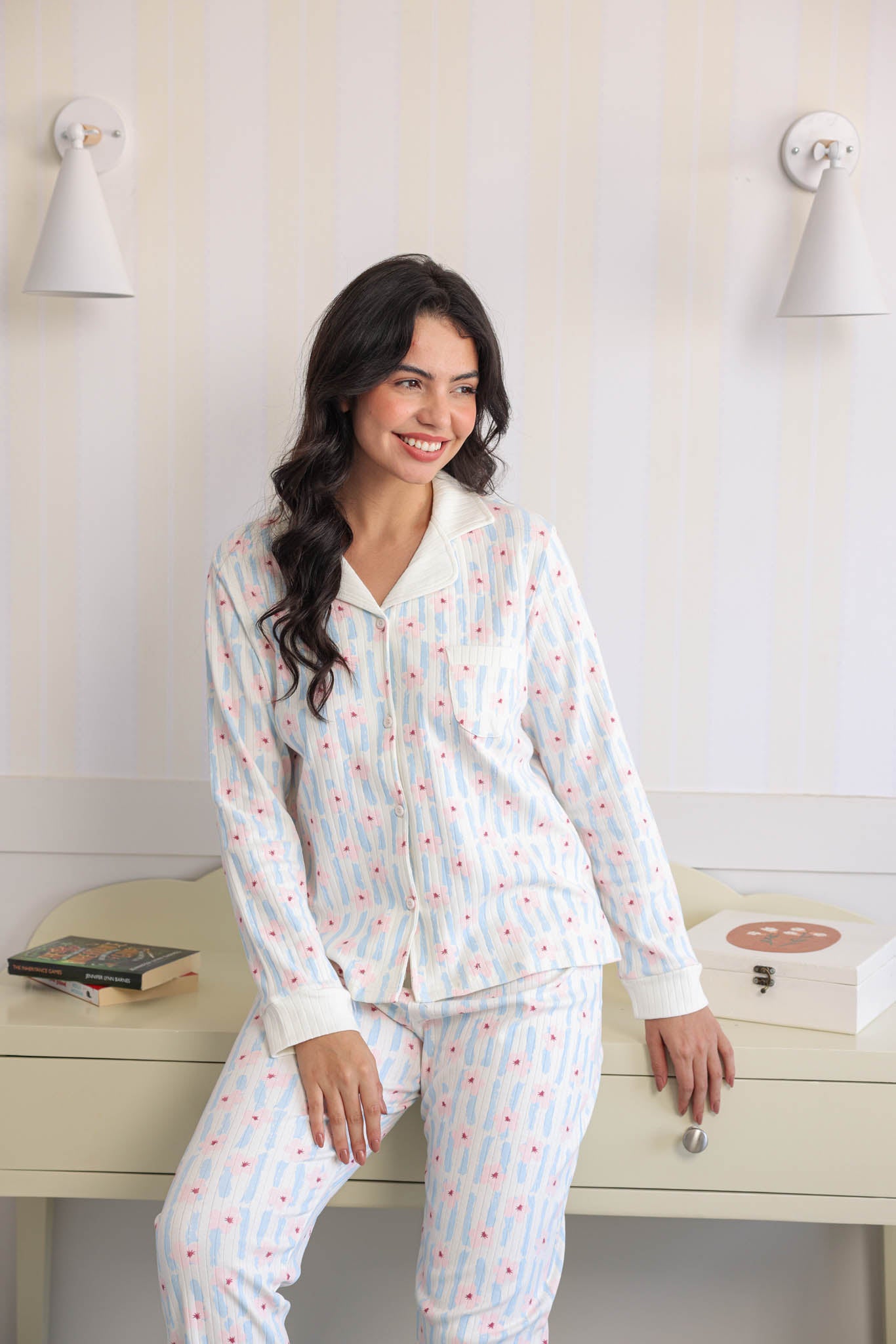 بيجاما انترلوك مطبوع روتاري كلاسيك بزراير