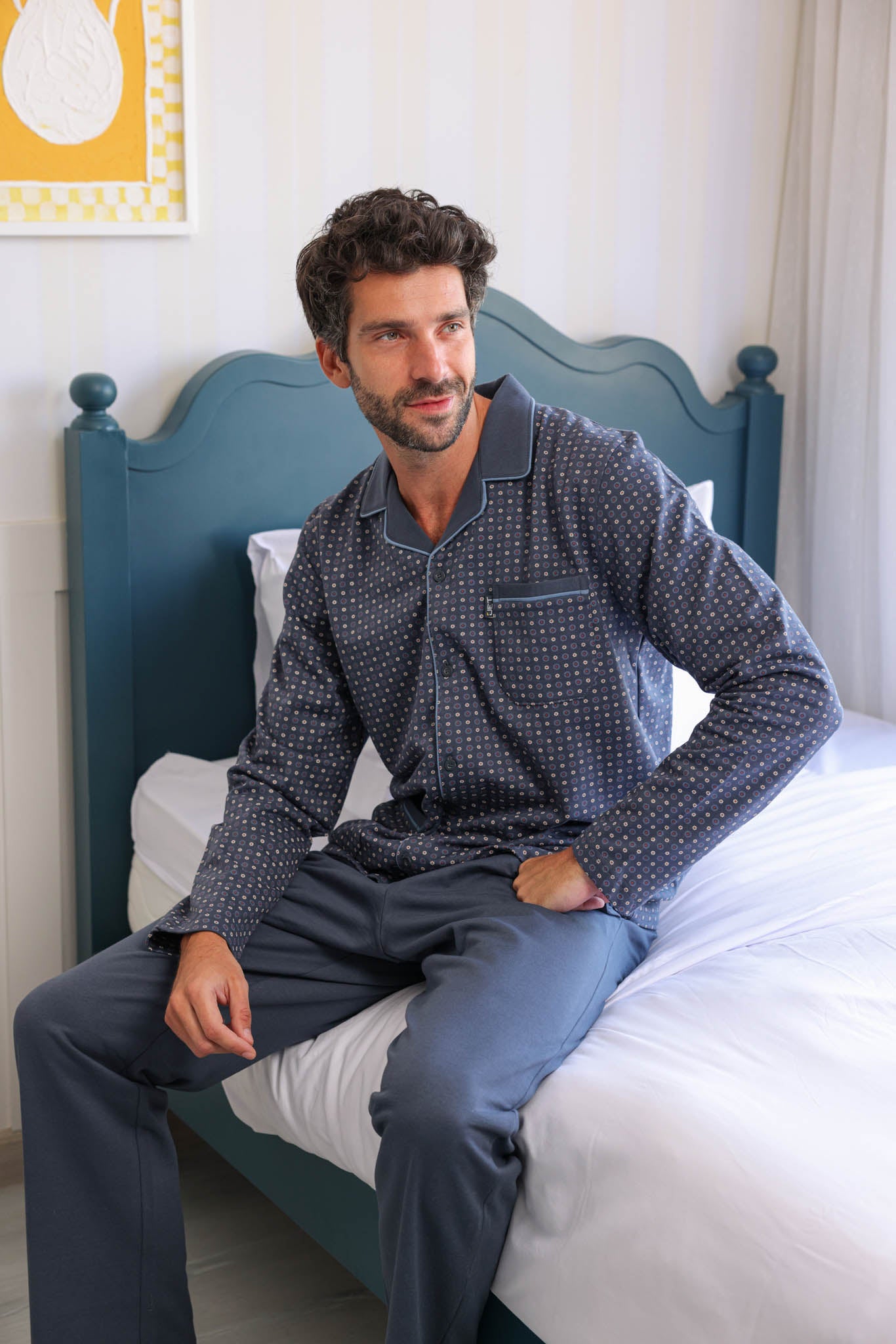 بيجاما رجالي ميلتون كلاسيك بزراير مطبوع