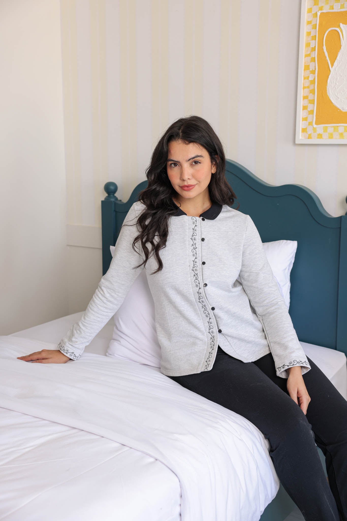 بيجاما ميلتون كلاسيك بزراير بندا مطرزه