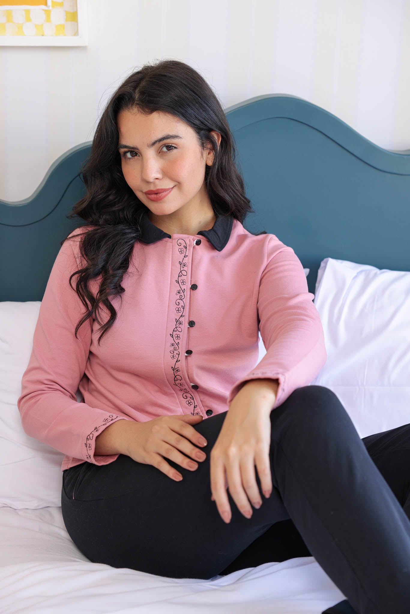 بيجاما ميلتون كلاسيك بزراير بندا مطرزه