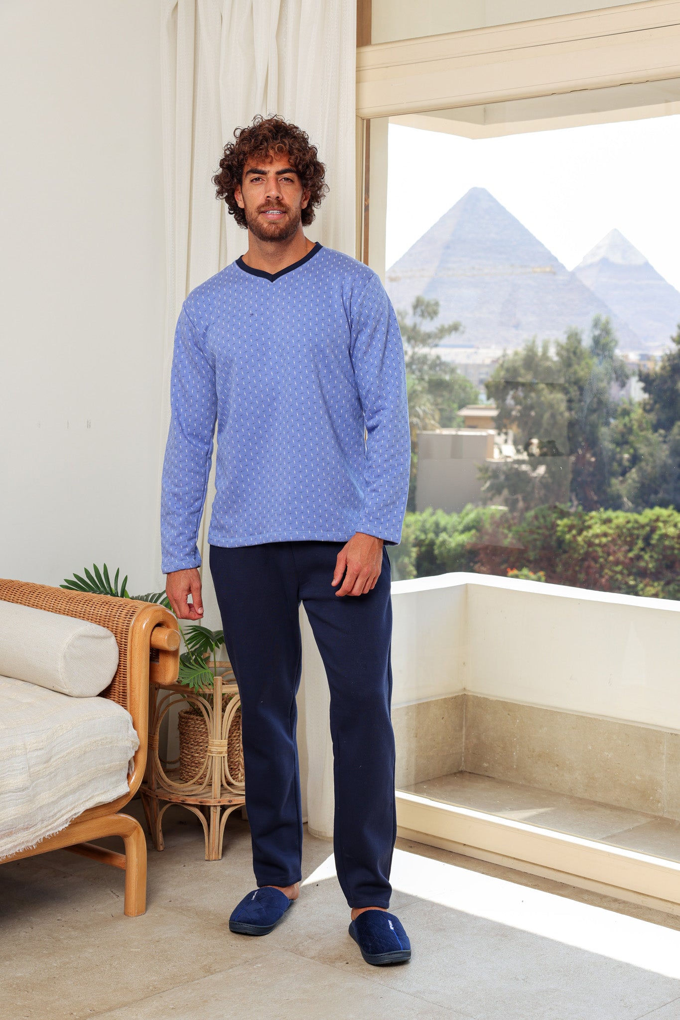 بيجاما ميلتون رقبه سبعه مطبوع روتاري بنطلون ساده