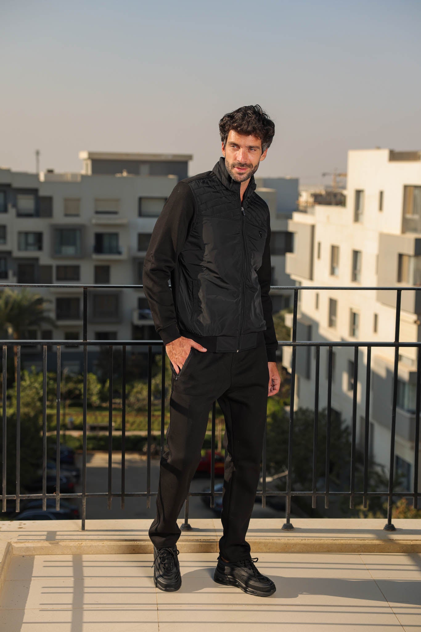 تريننج ميلتون بسوسته صدر وتربروف