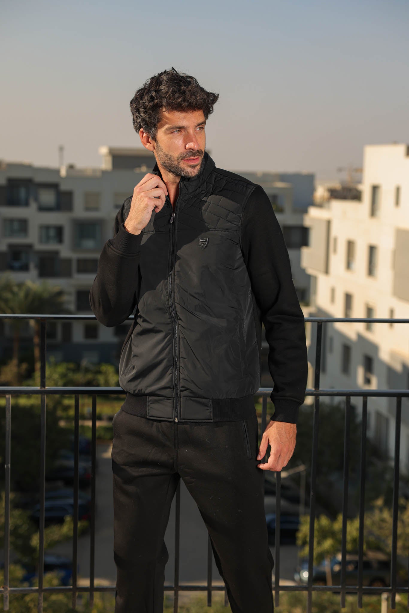 تريننج ميلتون بسوسته صدر وتربروف