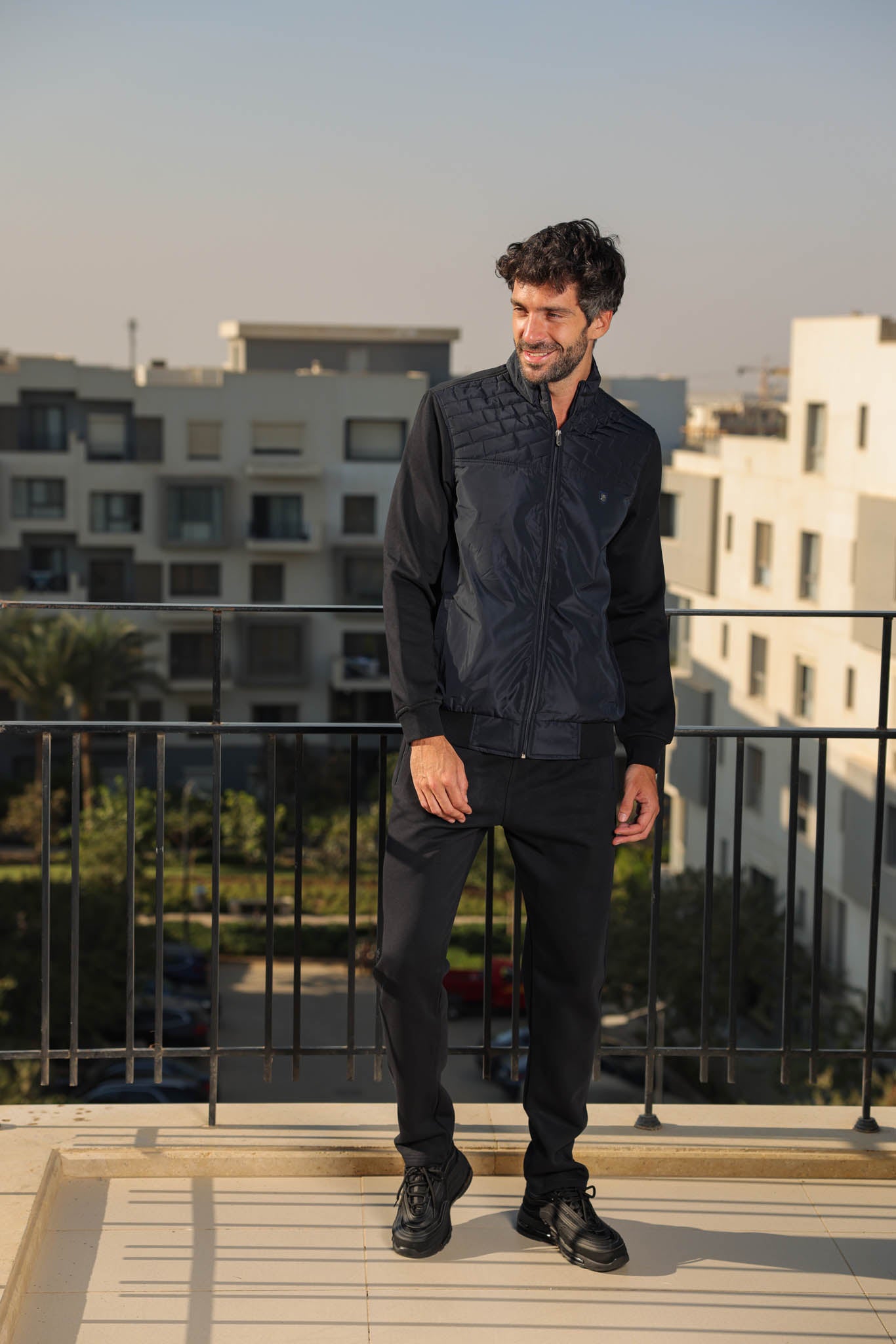 تريننج ميلتون بسوسته صدر وتربروف