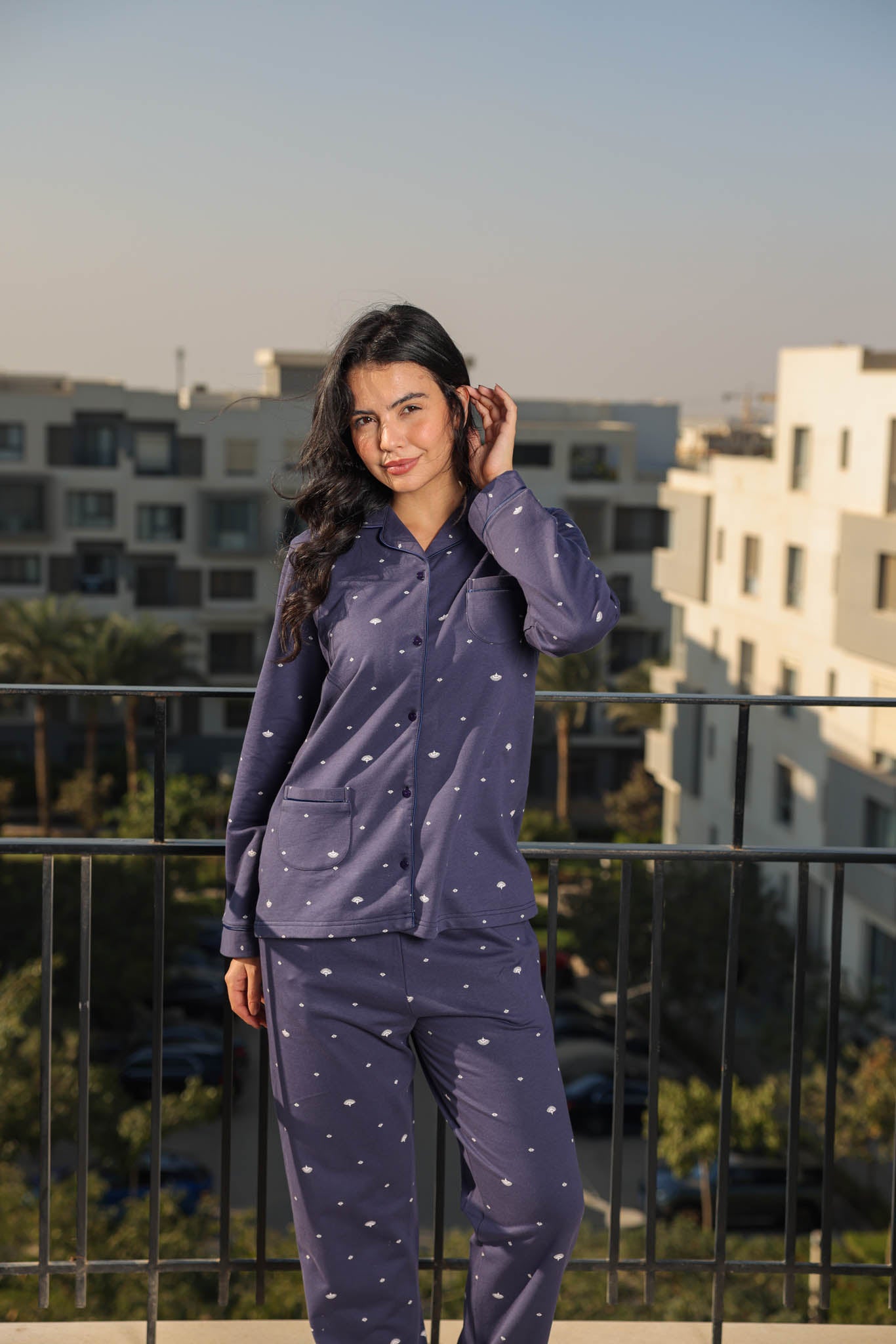 بيجاما حريمي ميلتون كلاسيك بزراير مطبوع روتاري