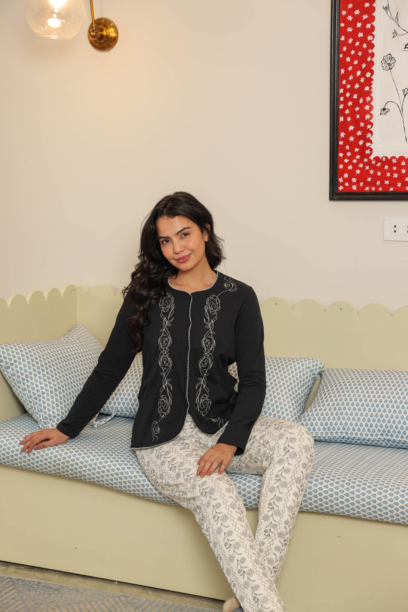 بيجاما ميلتون كلاسيك بزراير مطرز