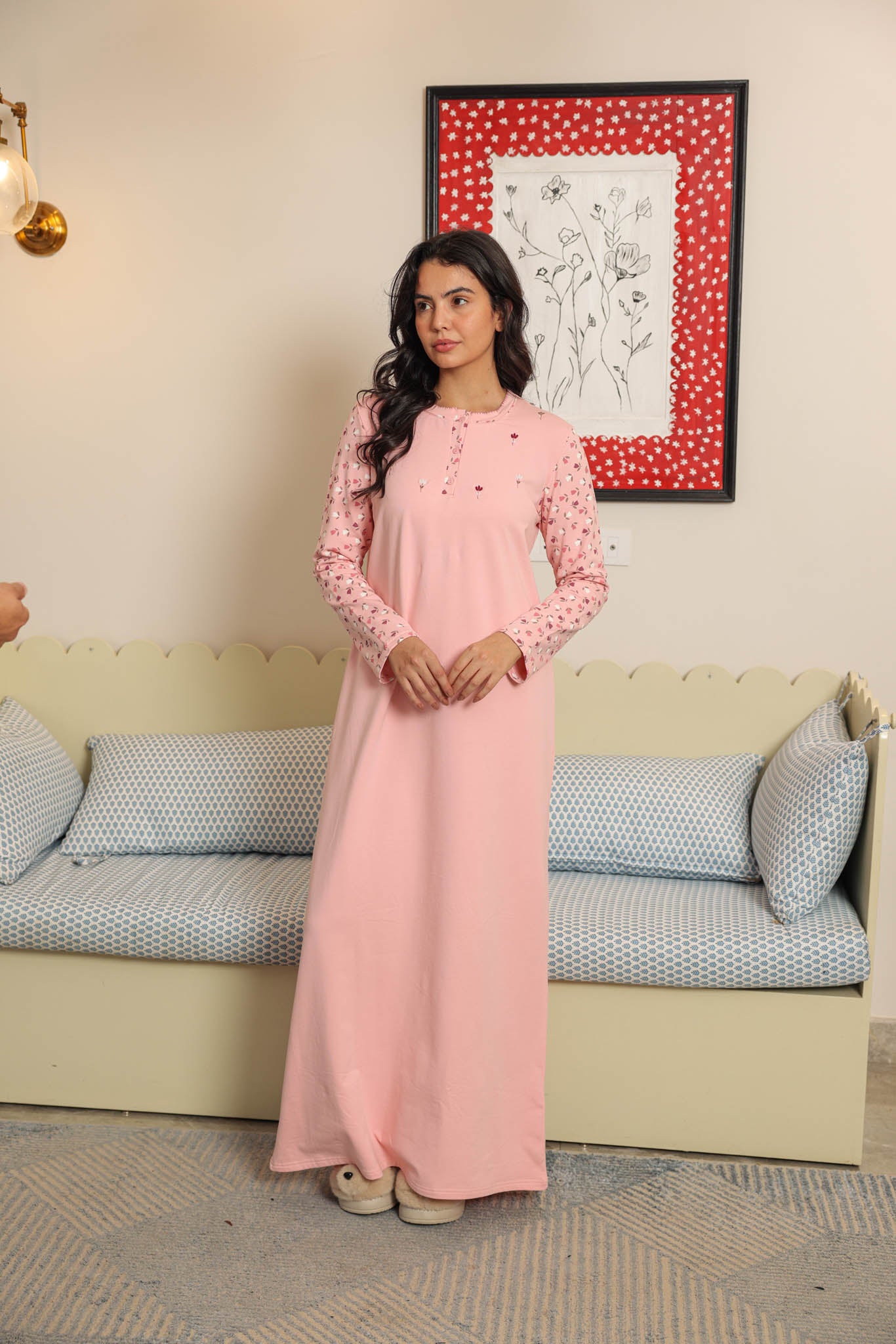 قميص بيت ميلتون ساده مطرز