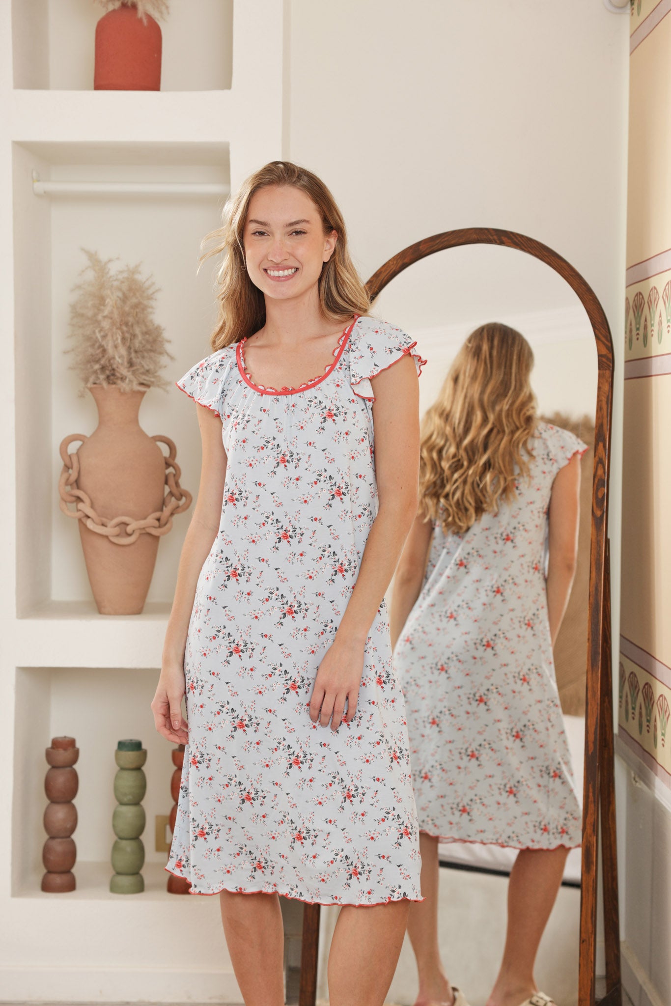 قميص ليكرا مايكي قصير كم طاير باستك