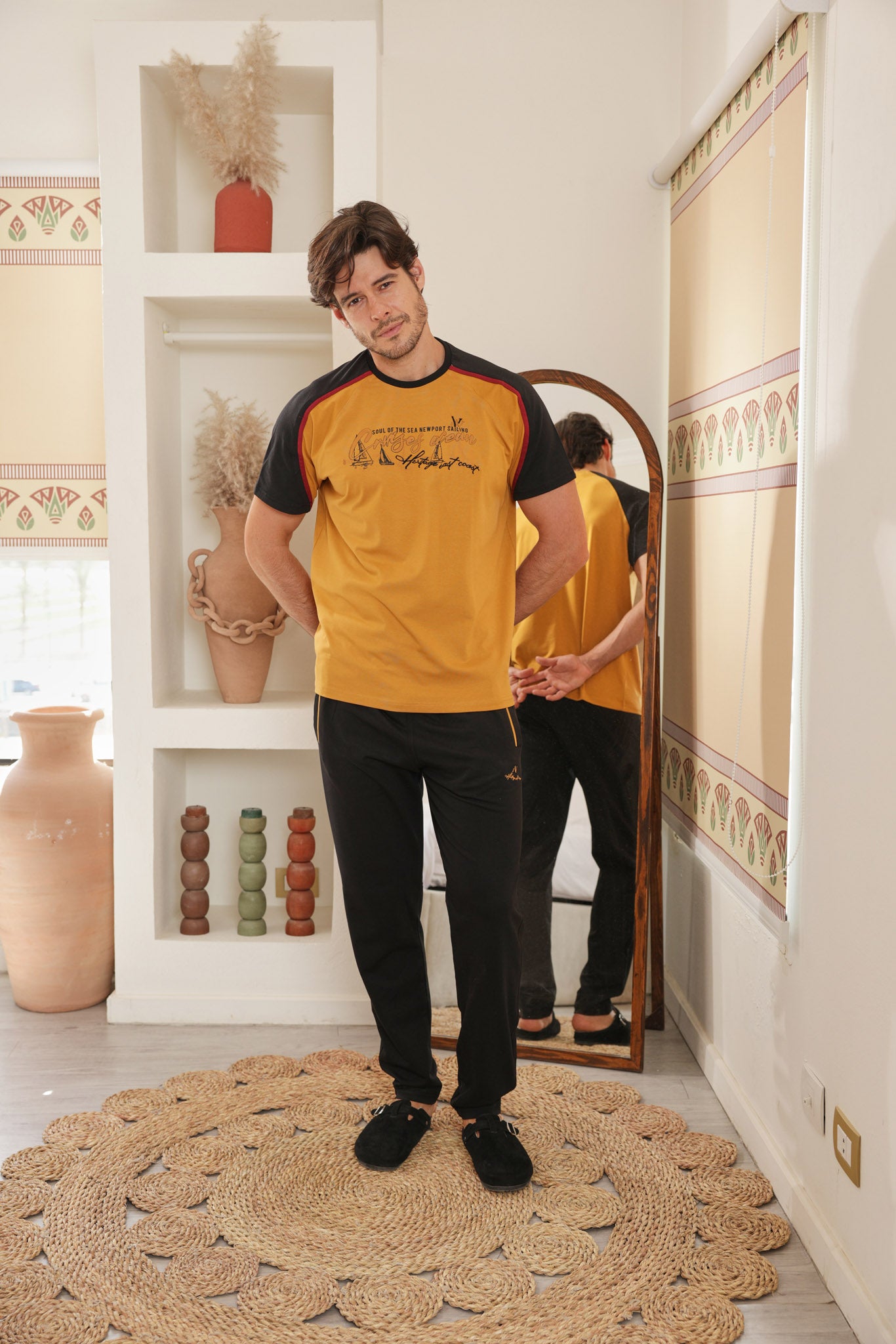 تريننج راوند بنطلون east coast