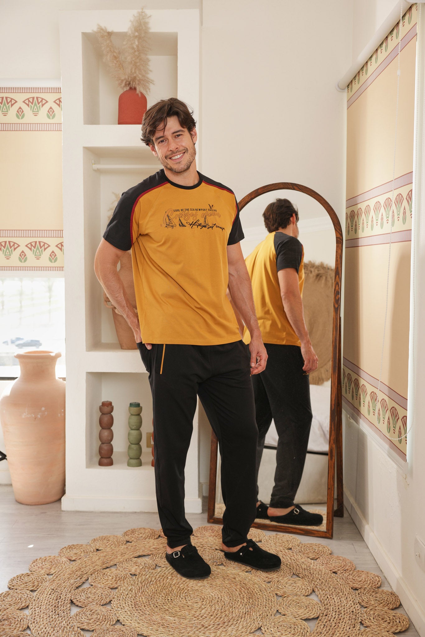 تريننج راوند بنطلون east coast