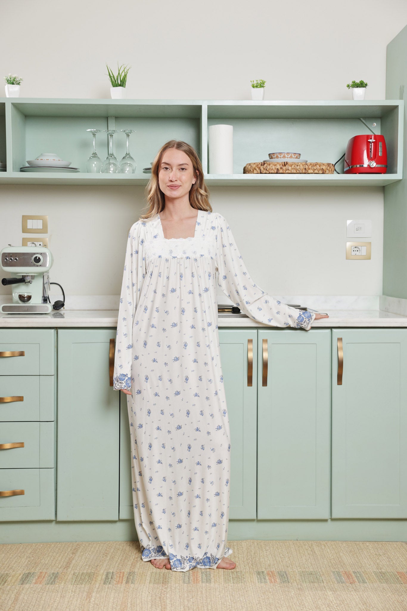 قميص ليكرا بكم مورا بسفره دانتيل