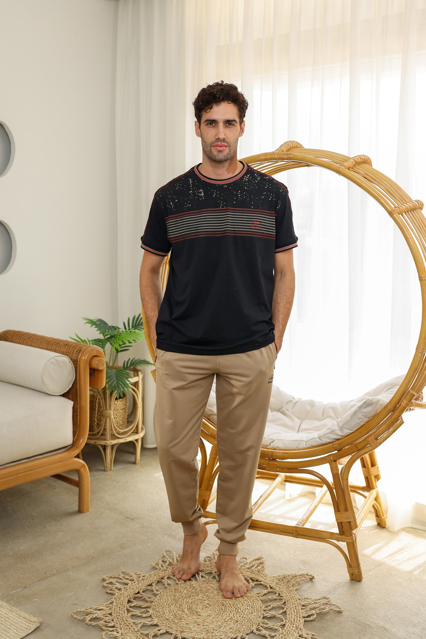 تريننج رجالي صدر مخطط بنطلون ساده