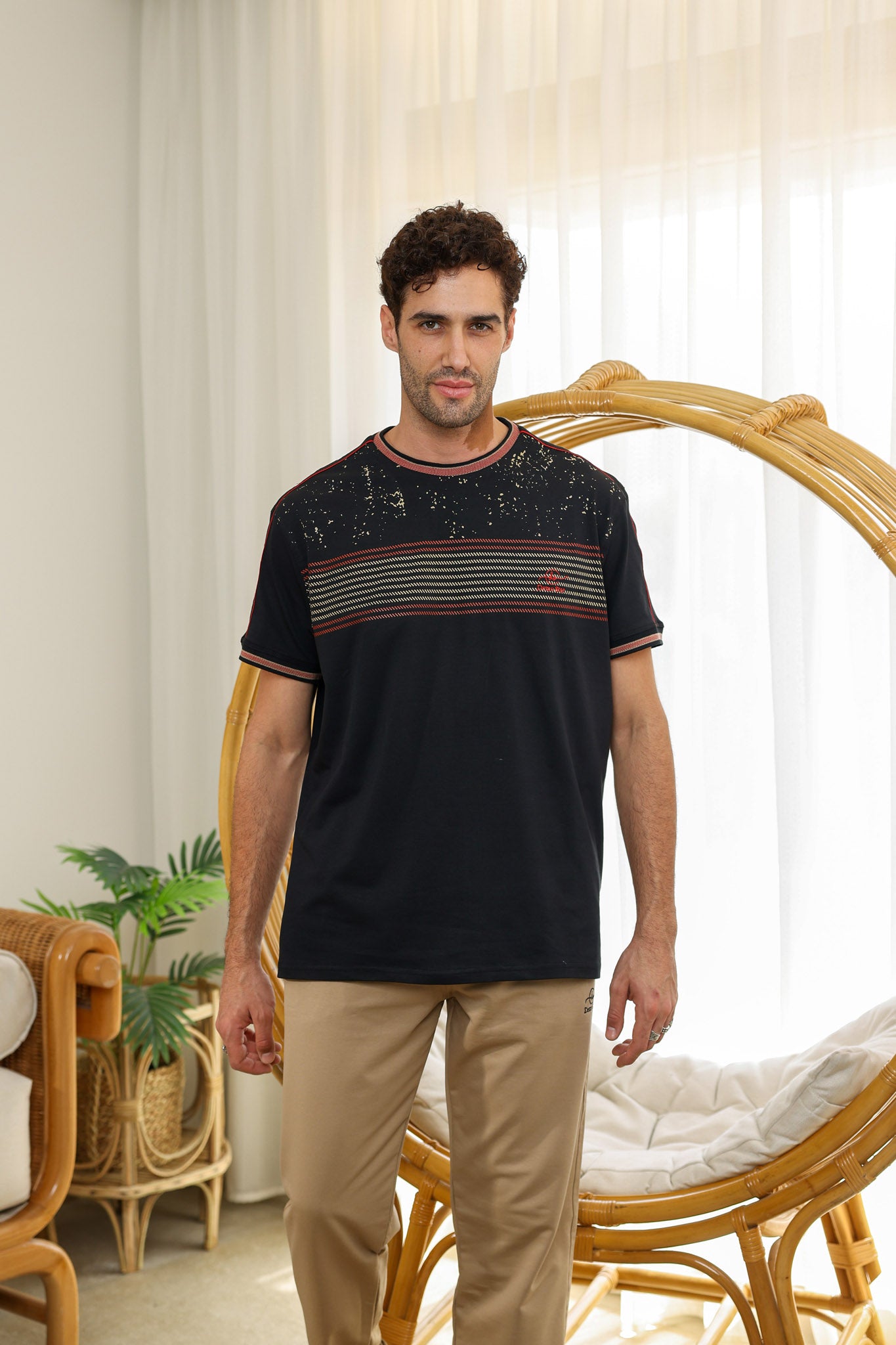 تريننج رجالي صدر مخطط بنطلون ساده