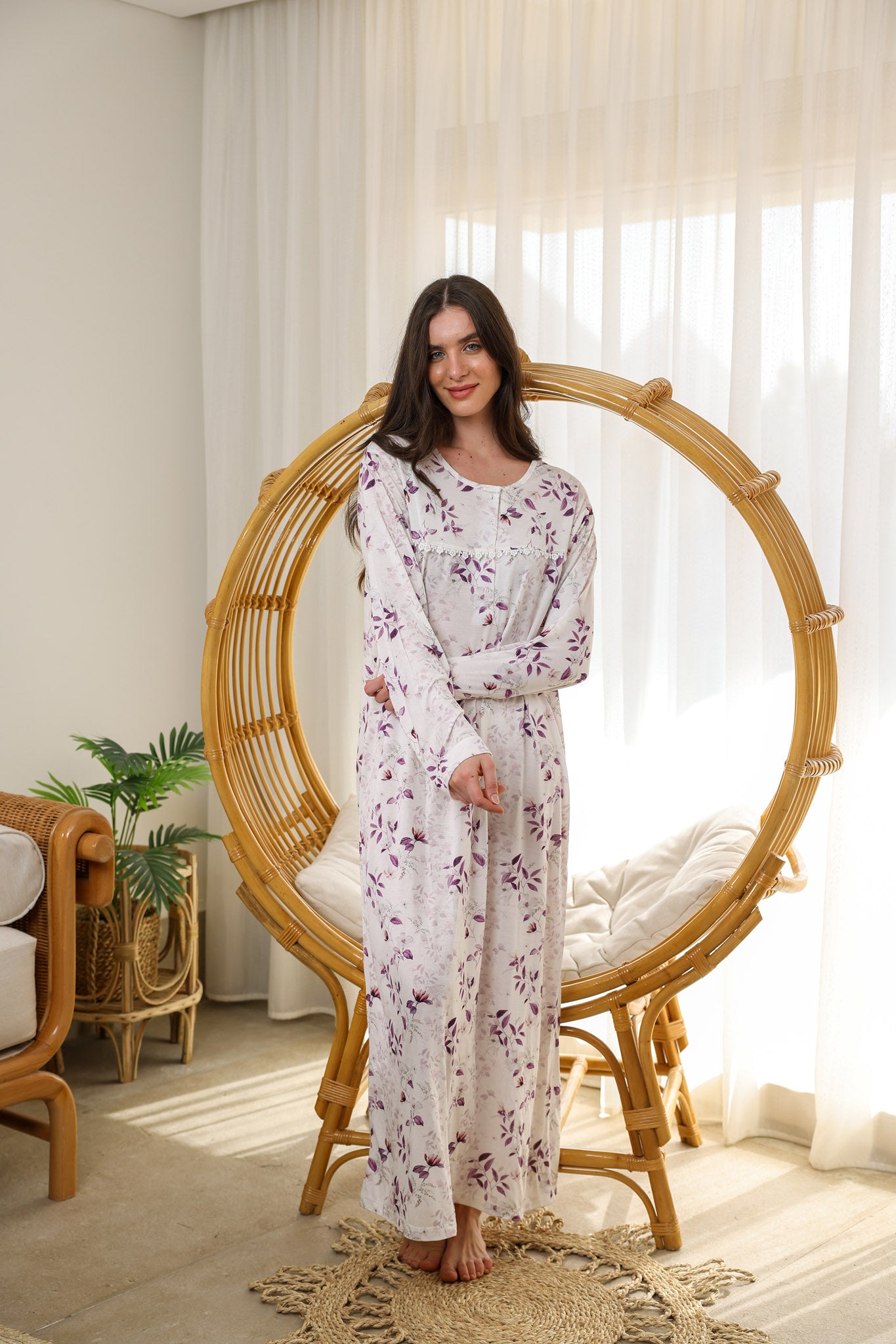 قميص حريمي كم بسفره بندا بزراير