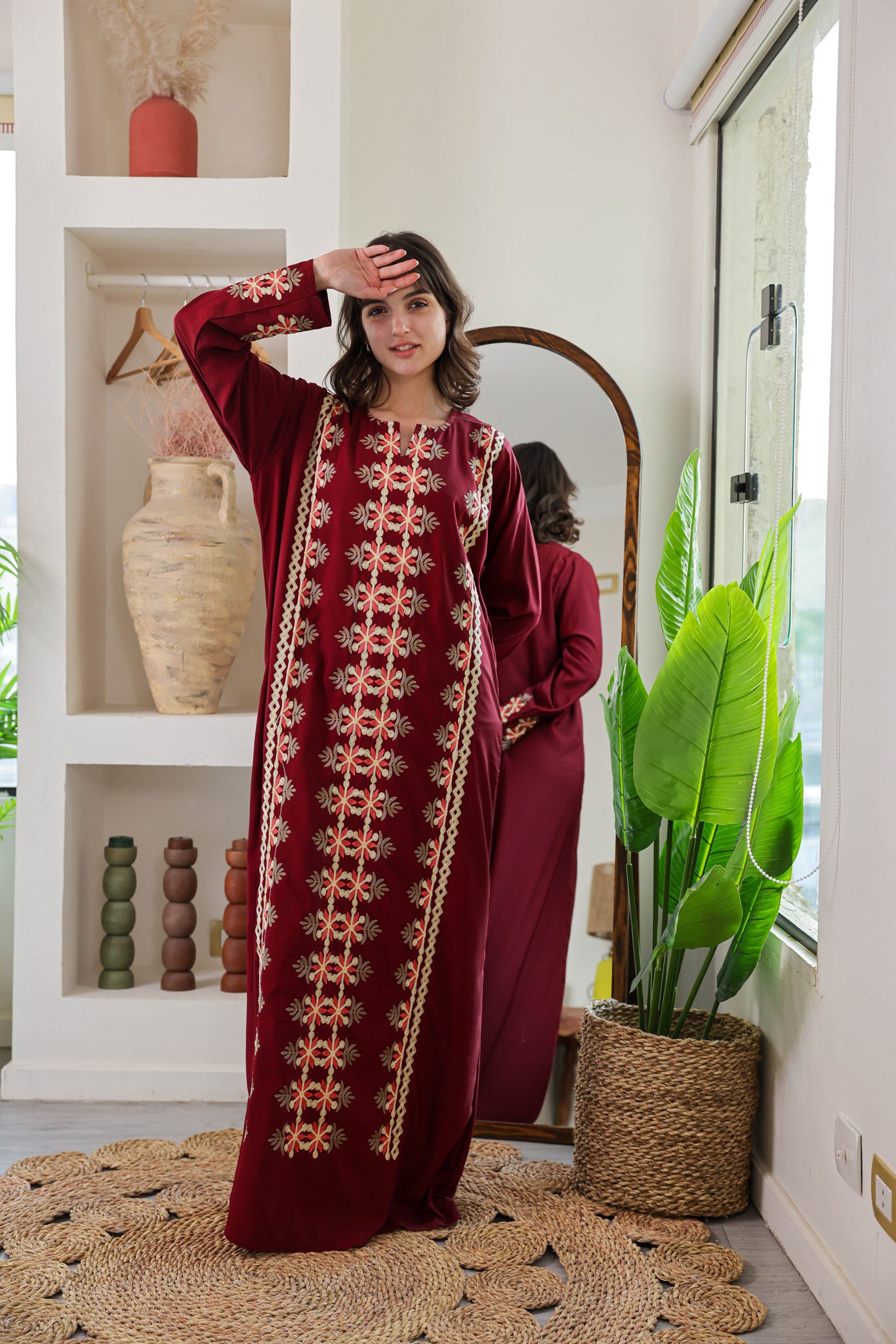 قميص داكرون ساده بكم مطرز 166