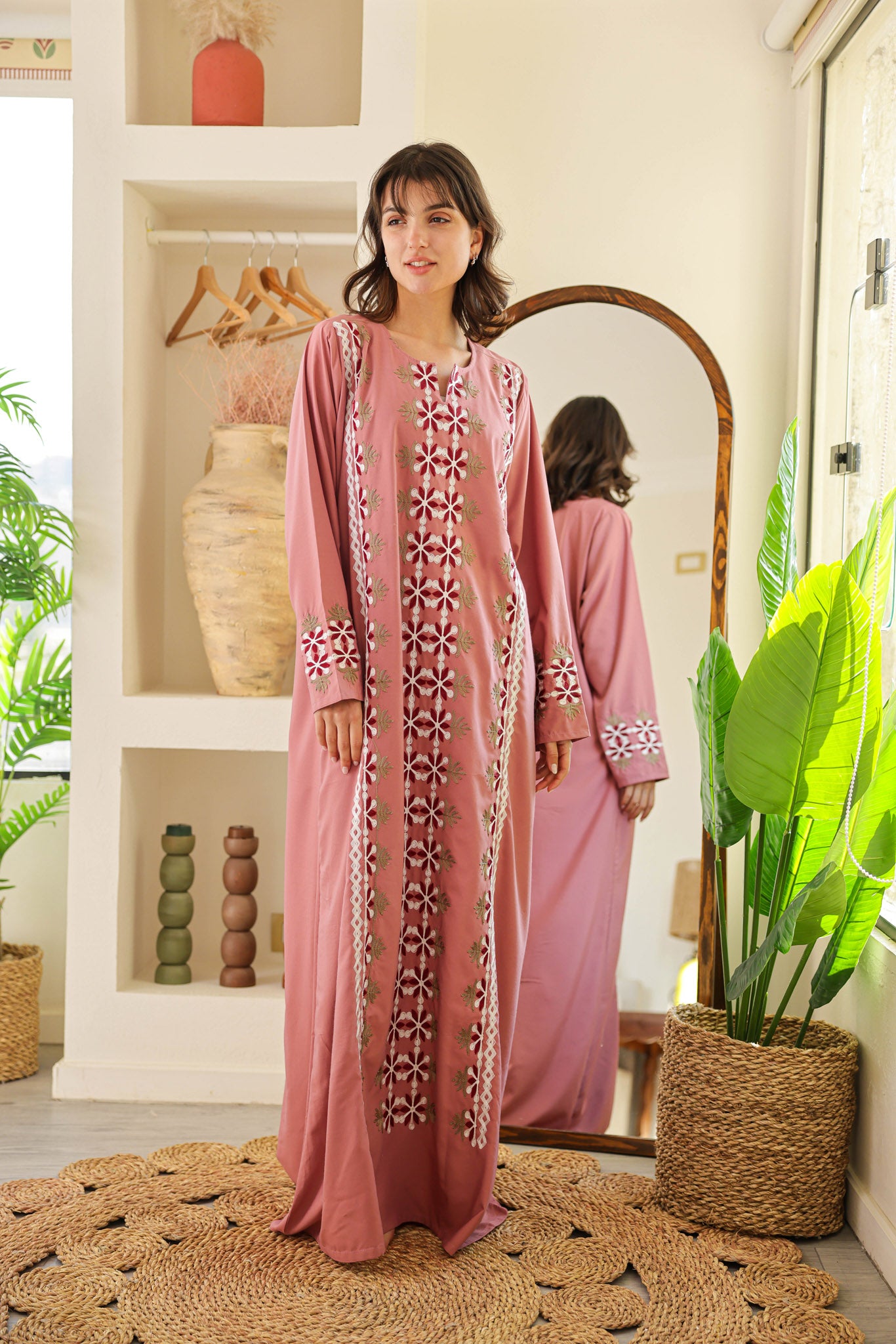 قميص داكرون ساده بكم مطرز 166