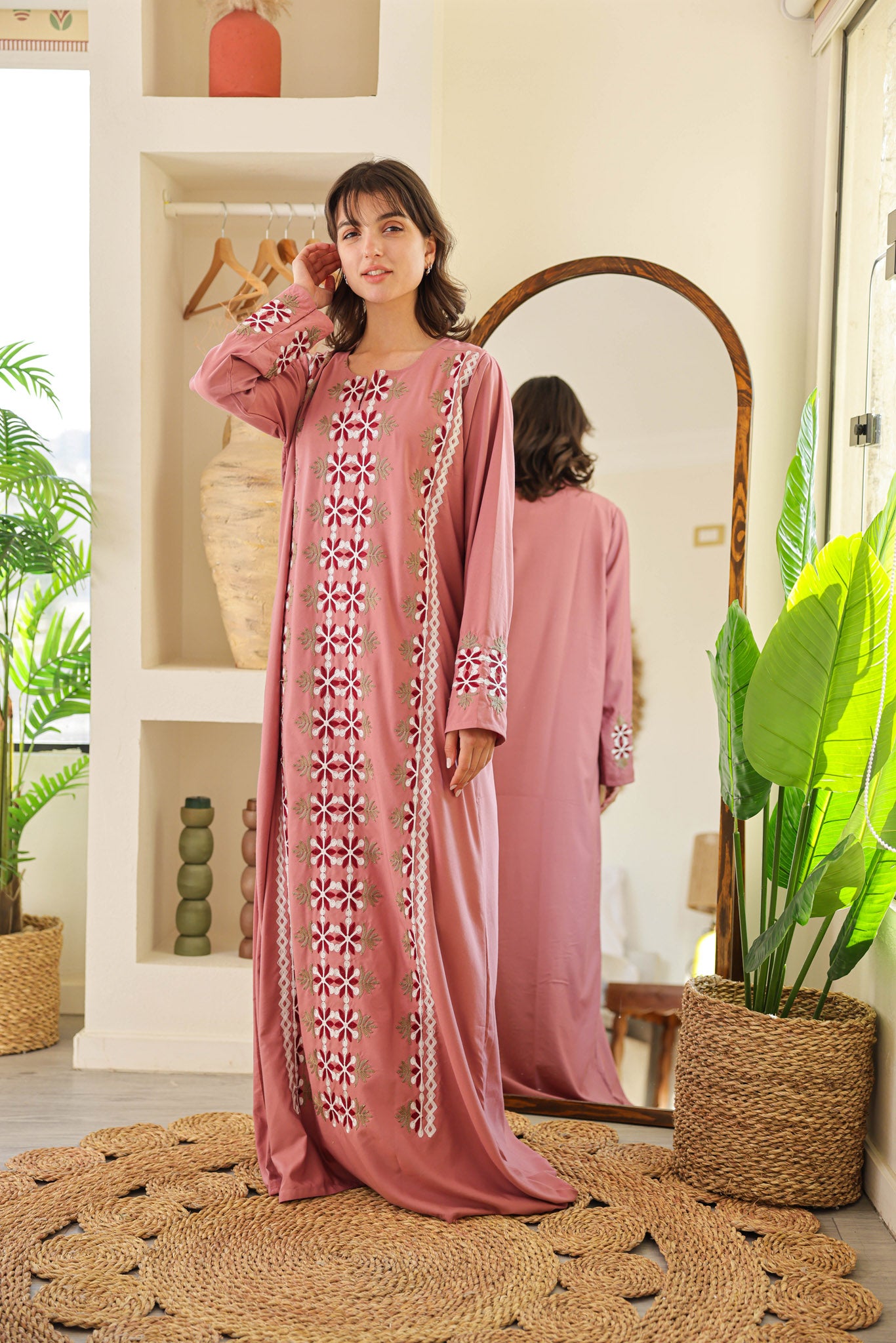 قميص داكرون ساده بكم مطرز 166