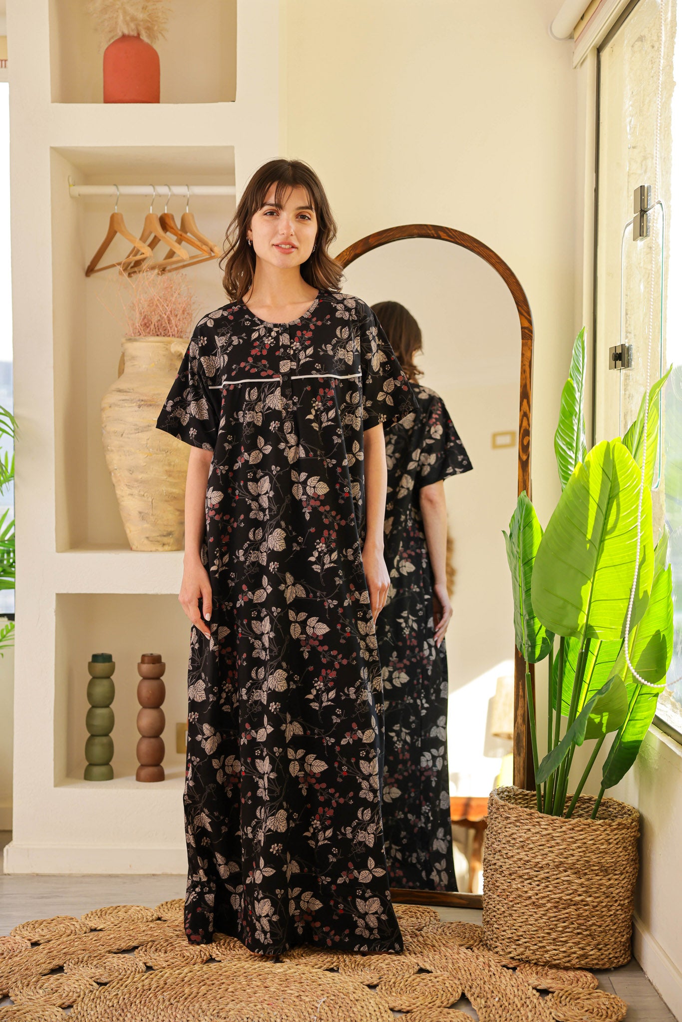 قميص نص كم مطبوع ورده بسفره ومرد بندا بزراير