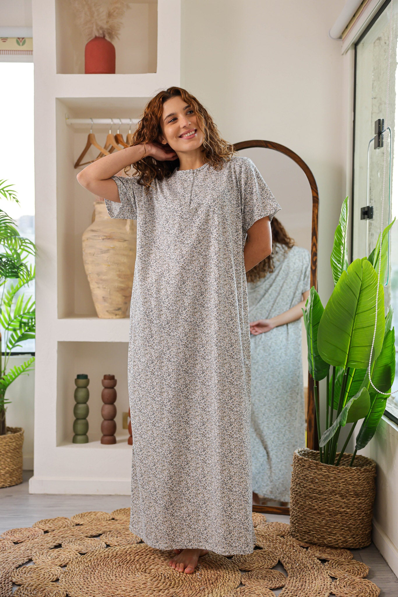 قميص نص كم مطبوع روتاري بندا وزراير