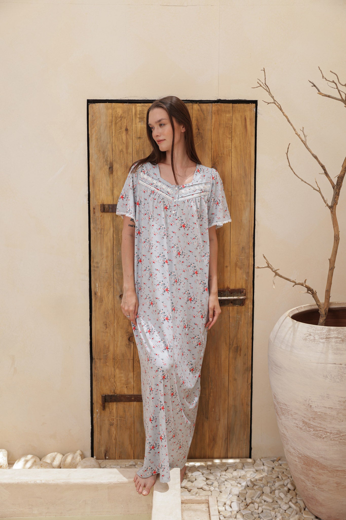 قميص ليكرا مايكي رقبه مربعه بنرفيرات جبير ومرد نص كم