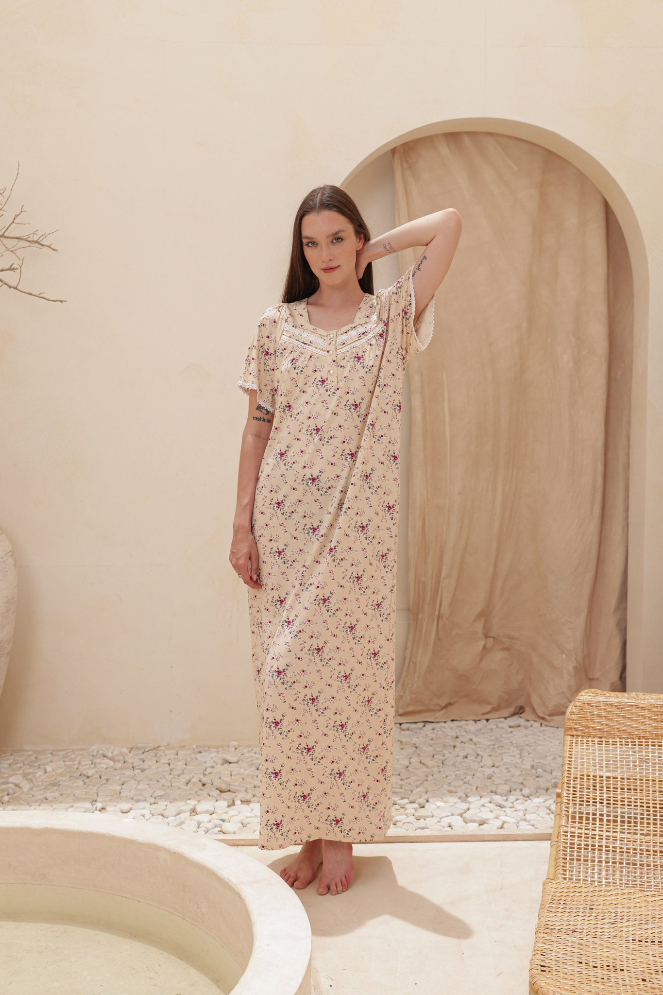 قميص ليكرا مايكي رقبه مربعه بنرفيرات جبير ومرد نص كم