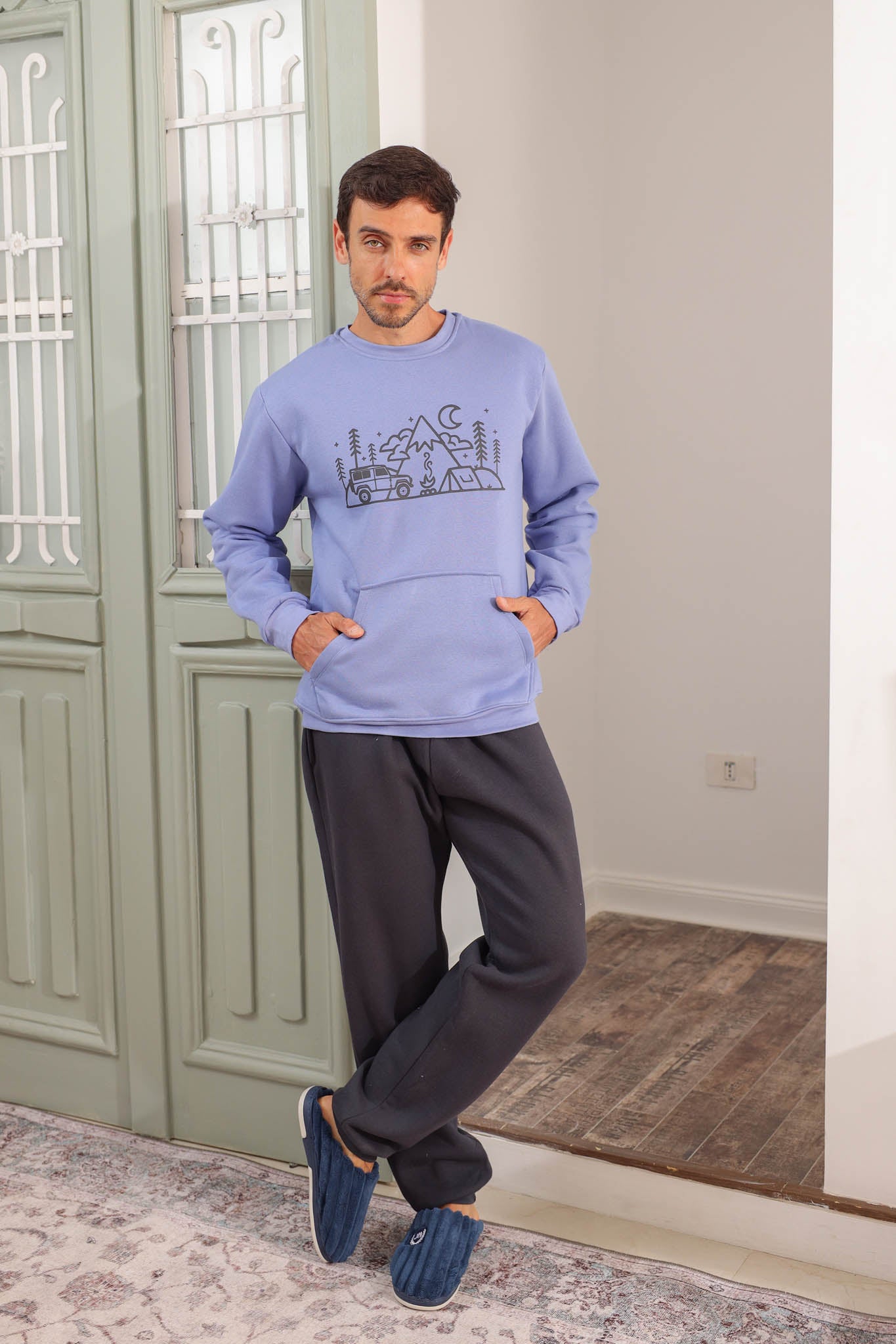 بيجاما ميلتون مطبوع بنطلون ساده