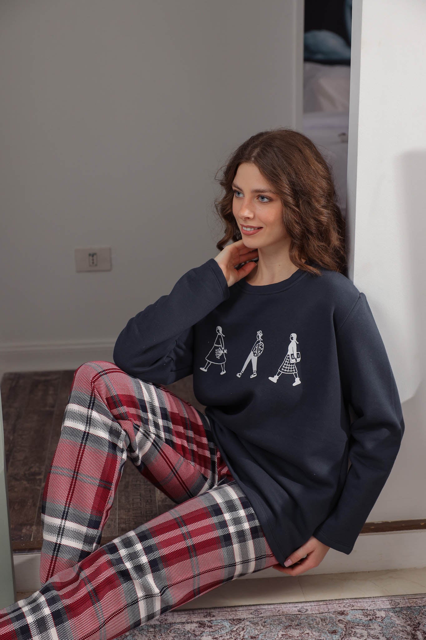 بيجاما ميلتون مطبوع بنطلون كاروهات