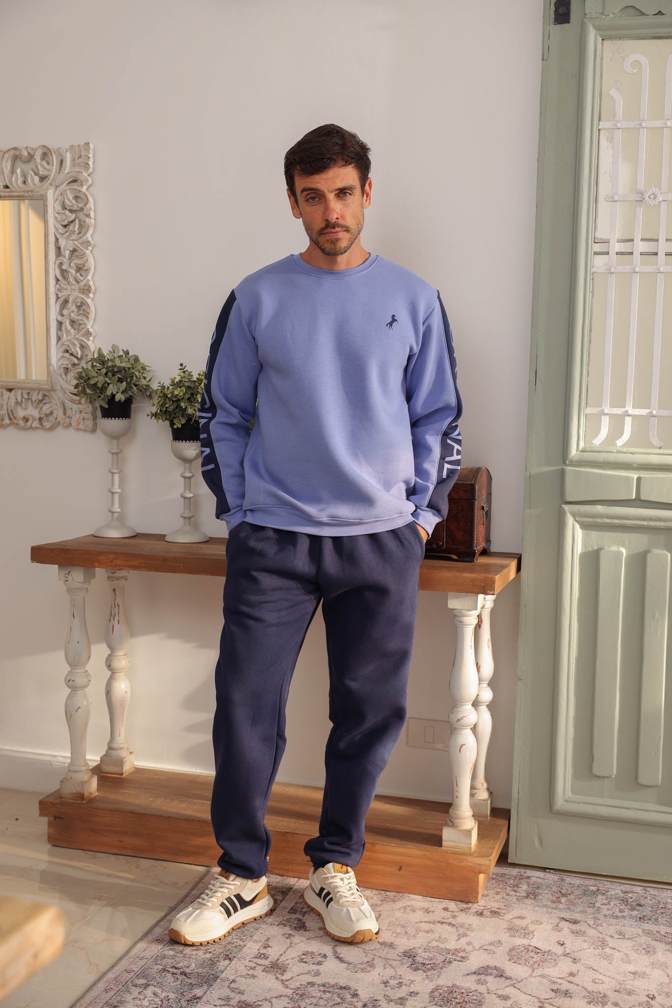 تريننج ميلتون تطريز حصان