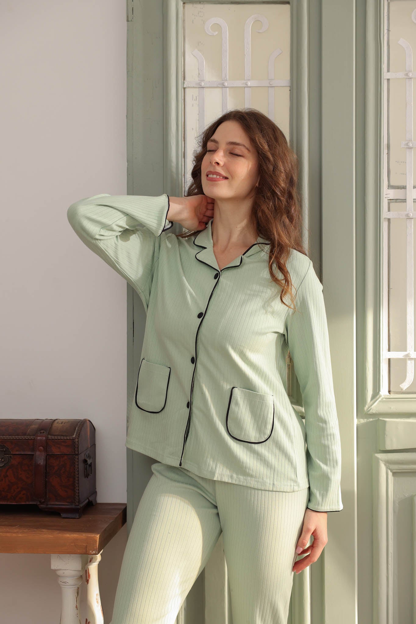 بيجاما انترلوك كلاسيك بزراير