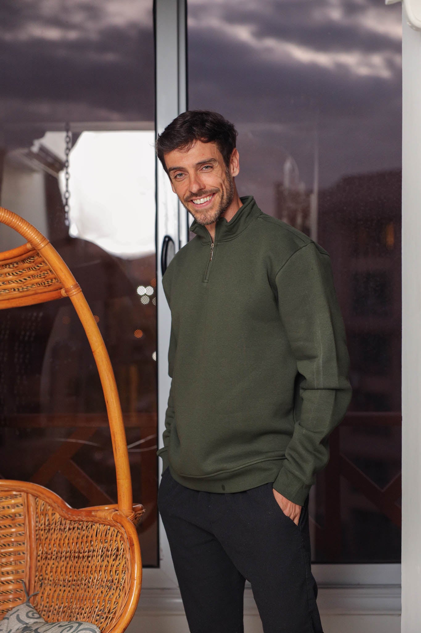 سويت شيرت نص ياقه ميلتون