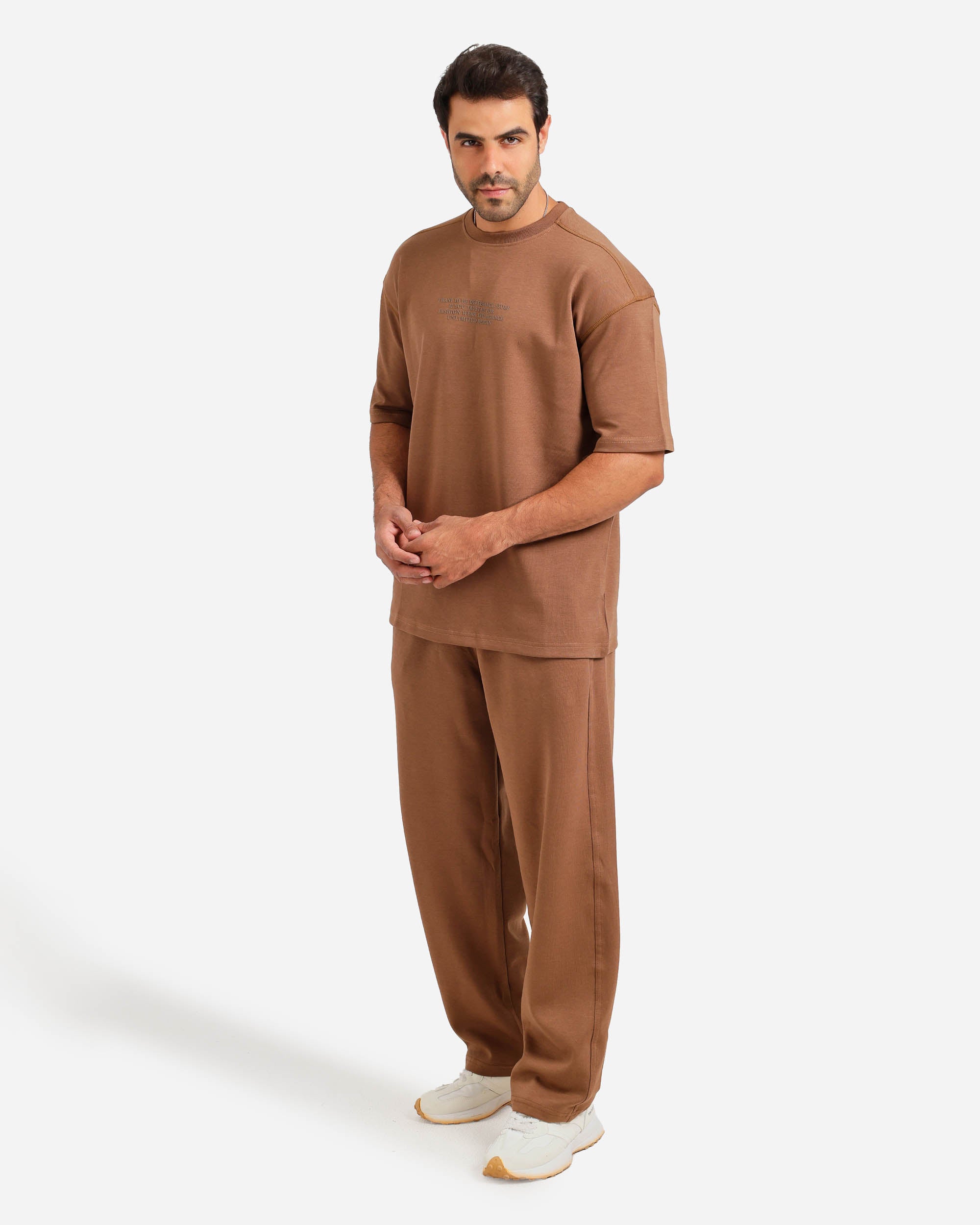 تراك سوت انترلوك نص كم بنطلون اوفر سايز