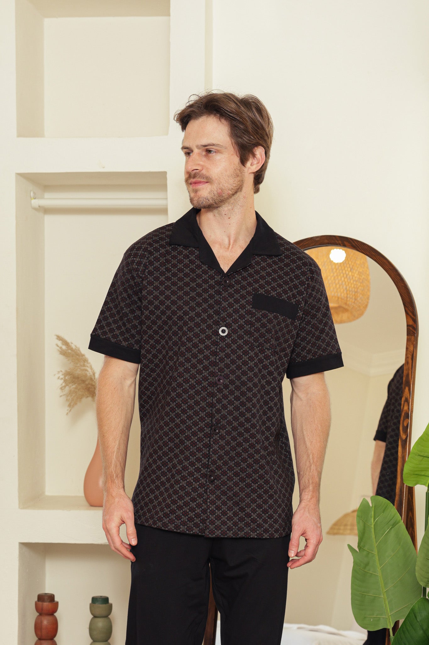 بيجاما كلاسيك بزراير مطبوع بنطلون ساده