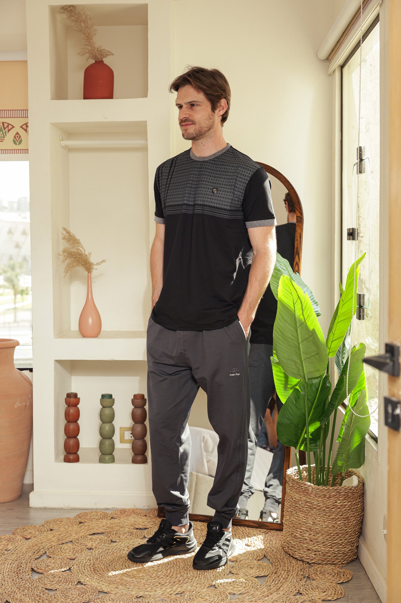 تريننج رجالي راوند صدر أشكال هندسيه