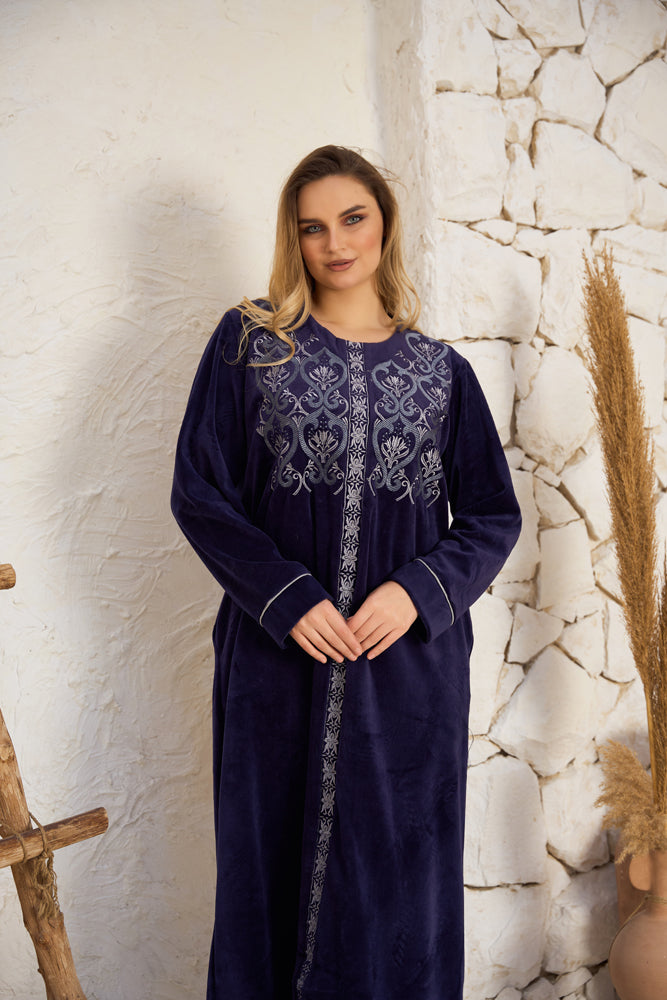 جلباب أستقبال مطرز بسوسته ف الضهر قطيفه