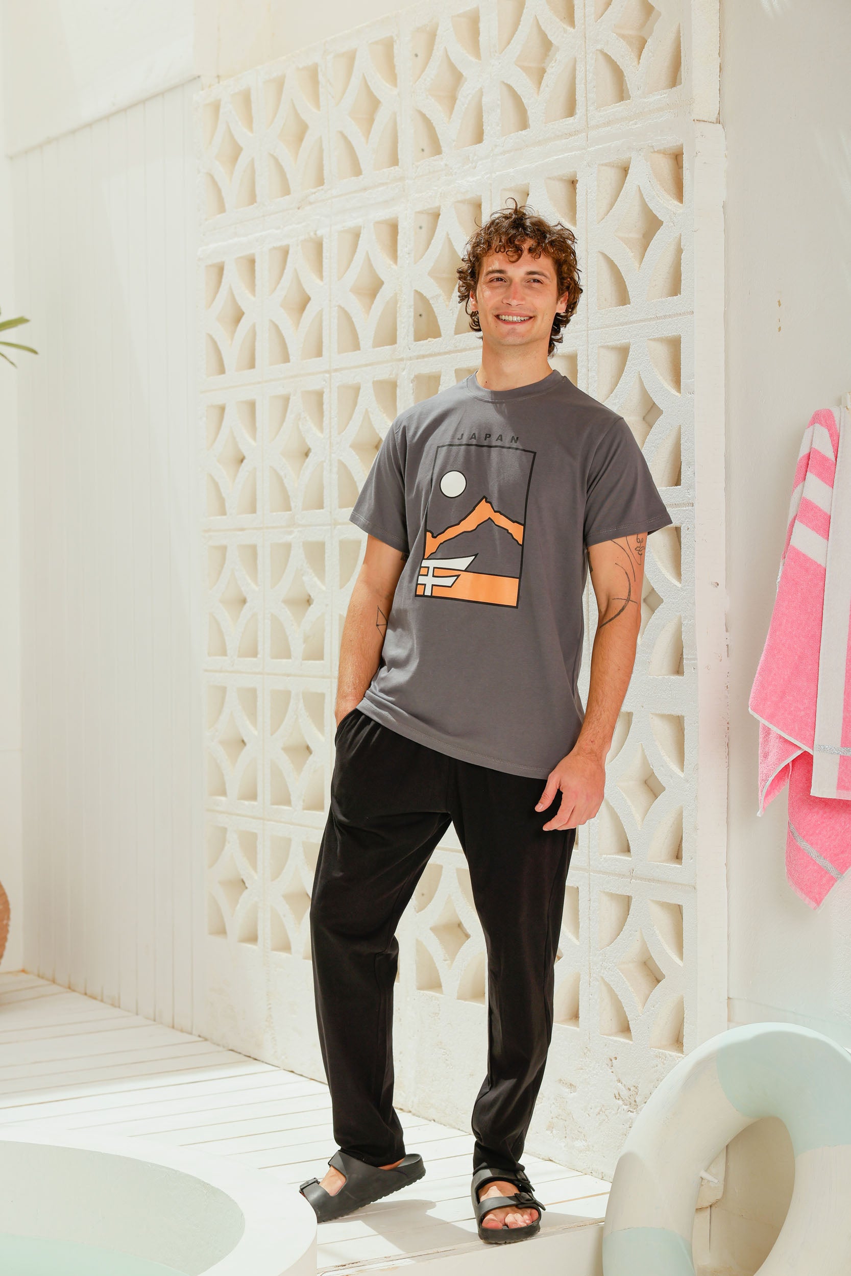 بيجاما نص كم مطبوع بنطلون ساده