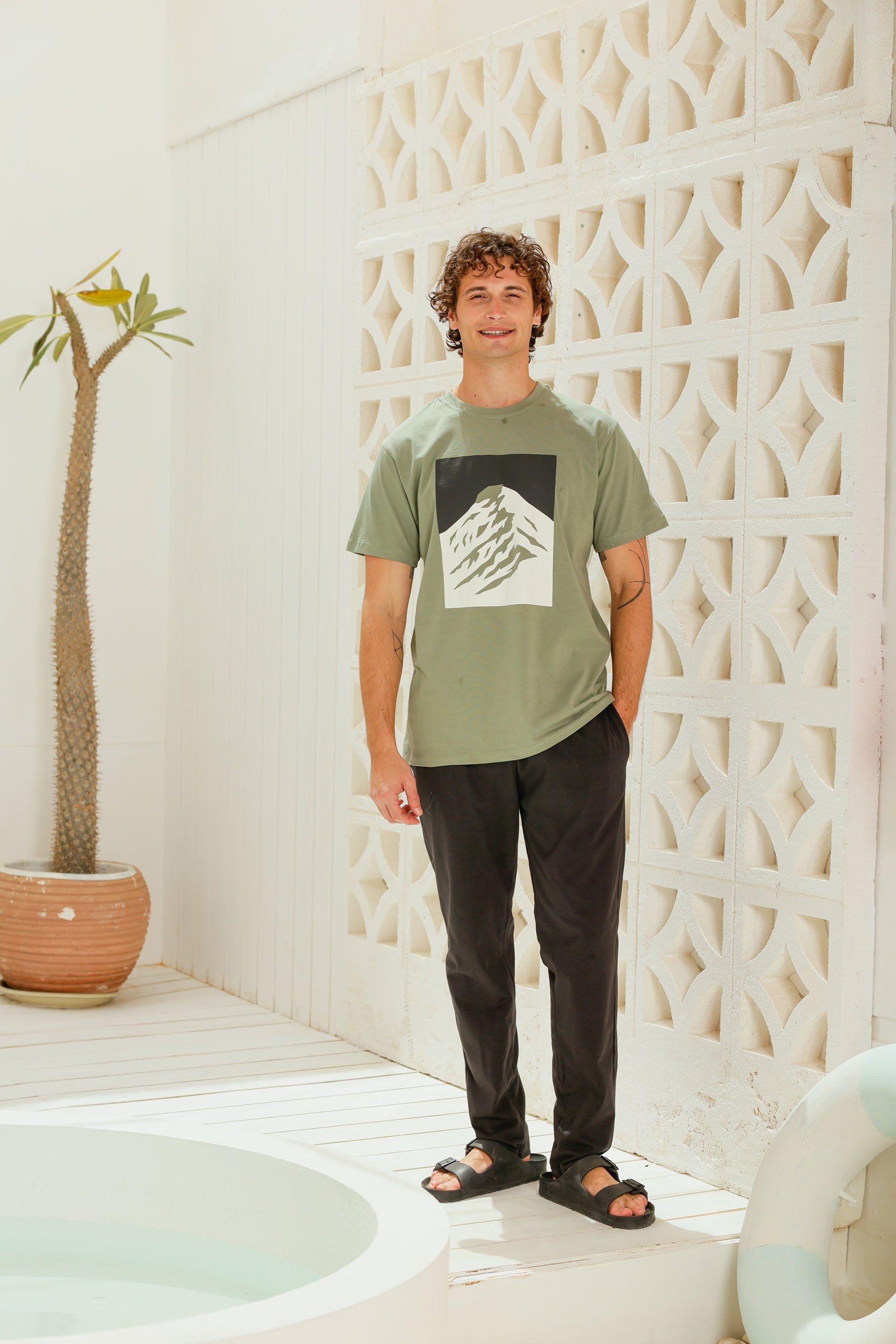 بيجاما نص كم مطبوع بنطلون ساده