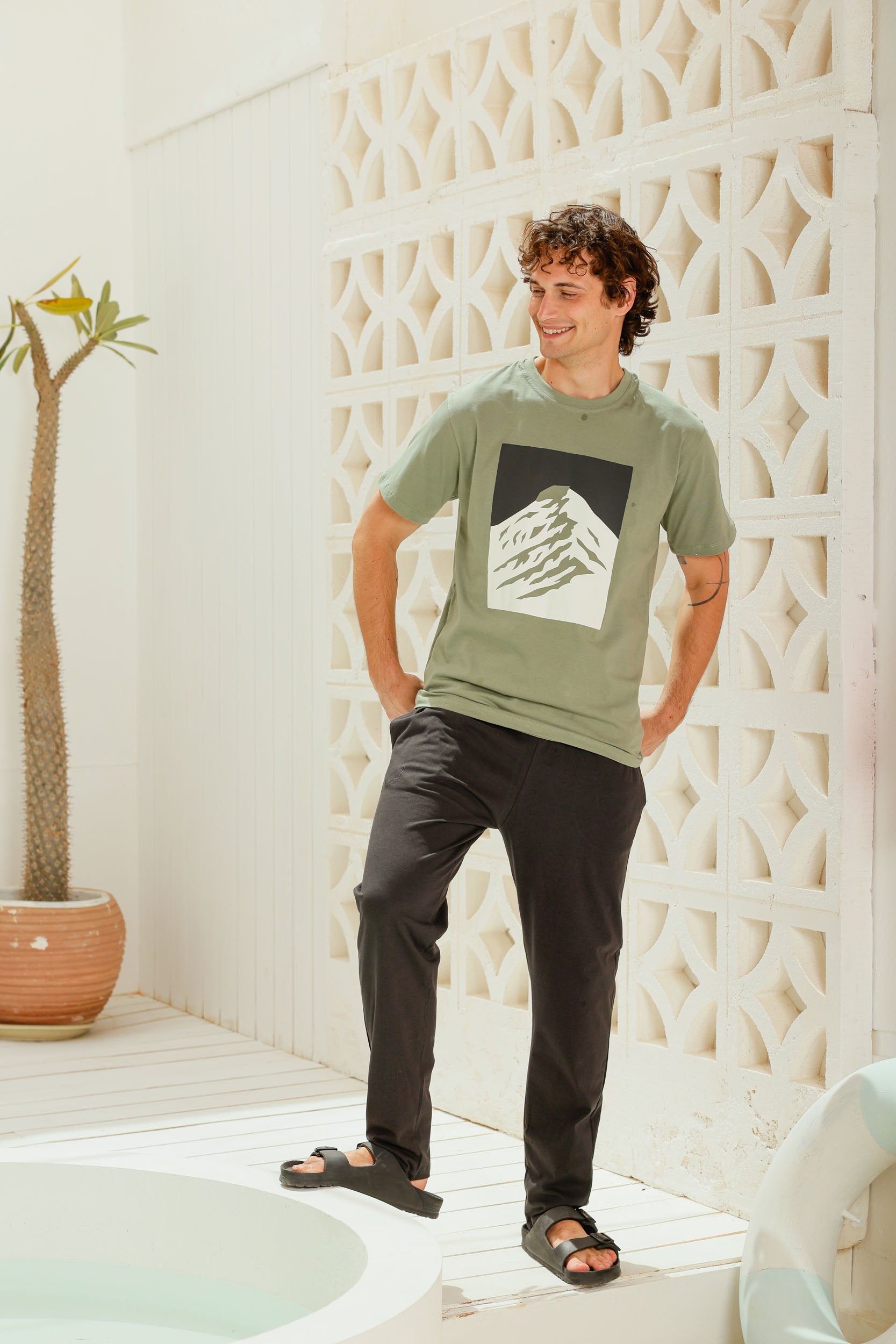 بيجاما نص كم مطبوع بنطلون ساده