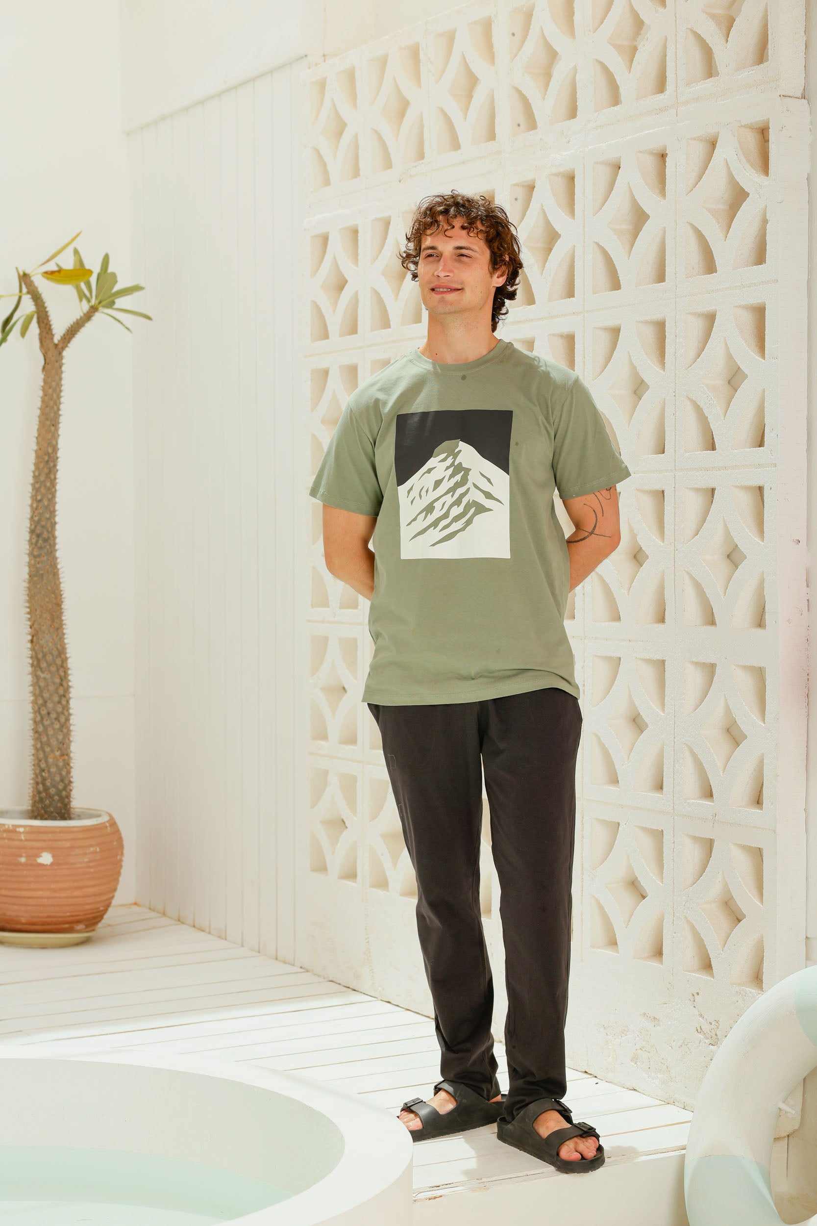 بيجاما نص كم مطبوع بنطلون ساده