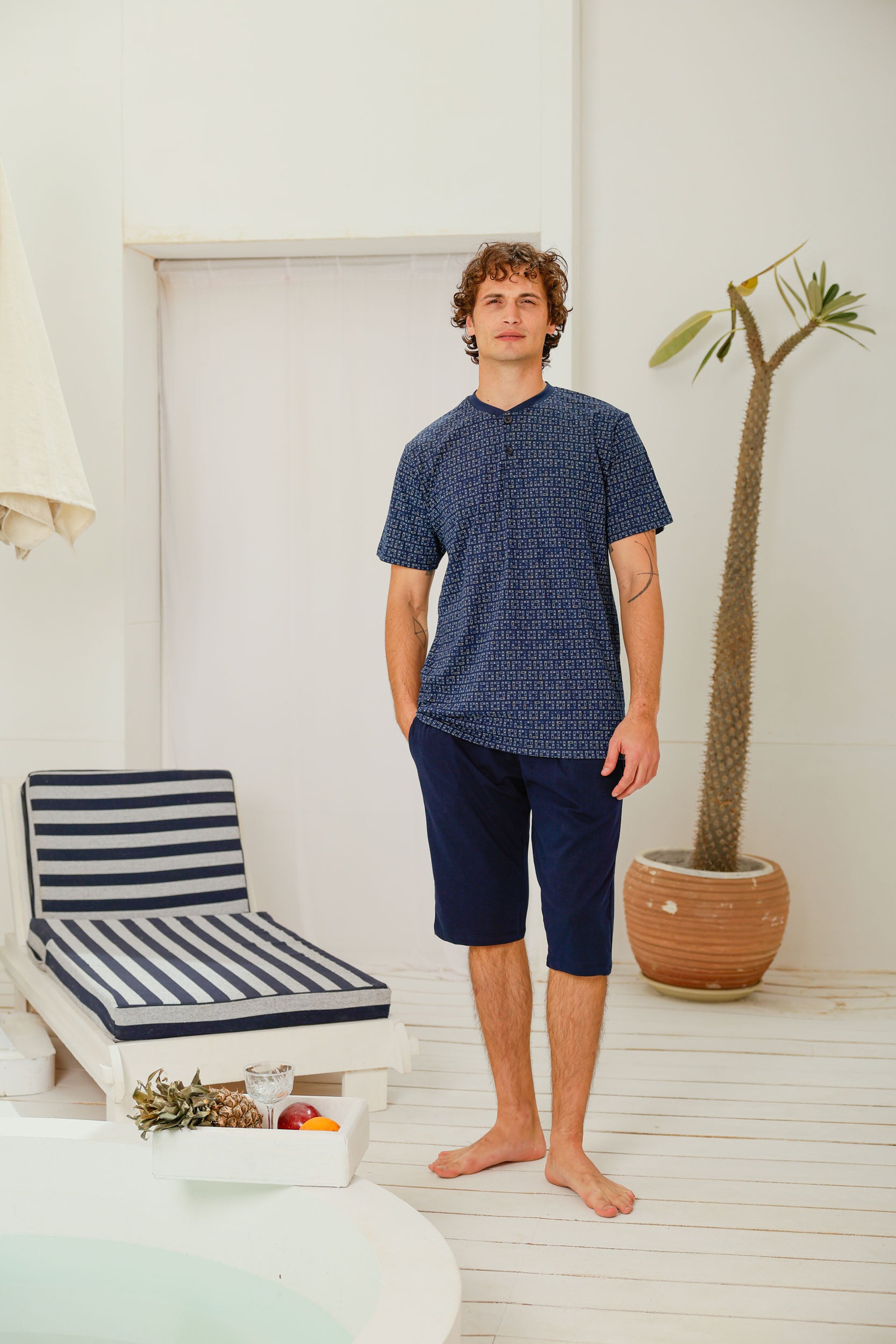 بيجاما نص كم بندا وزراير مطبوع شورت طويل