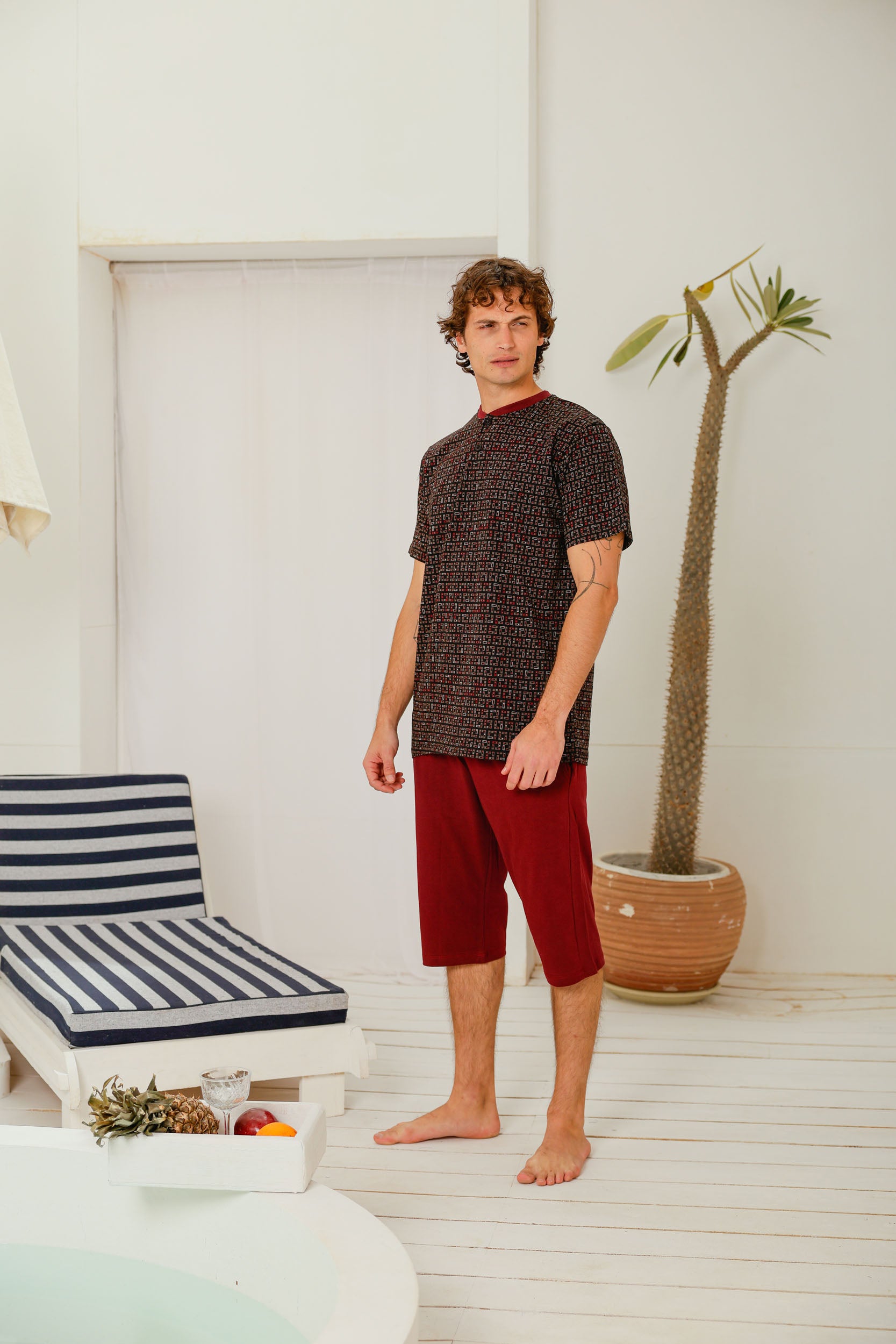 بيجاما نص كم بندا وزراير مطبوع شورت طويل