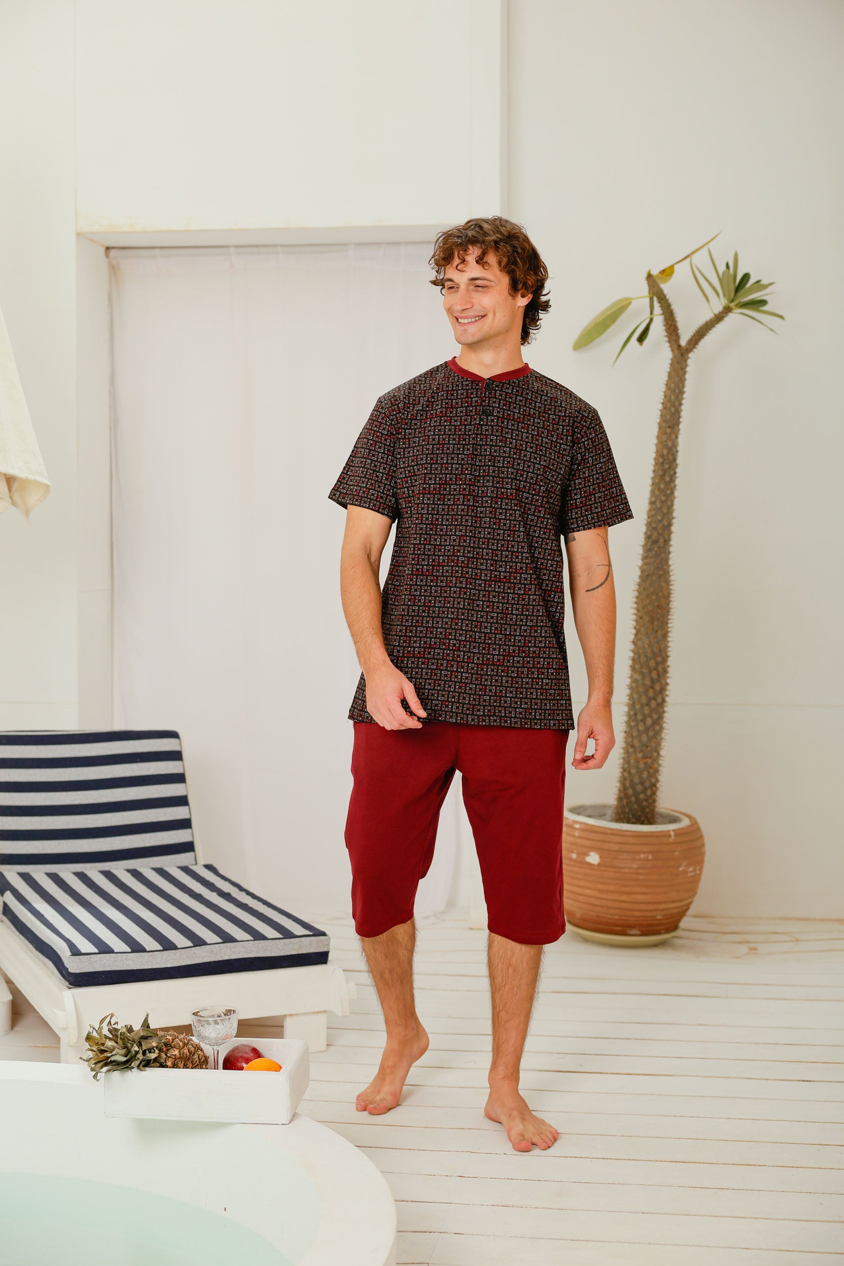 بيجاما نص كم بندا وزراير مطبوع شورت طويل