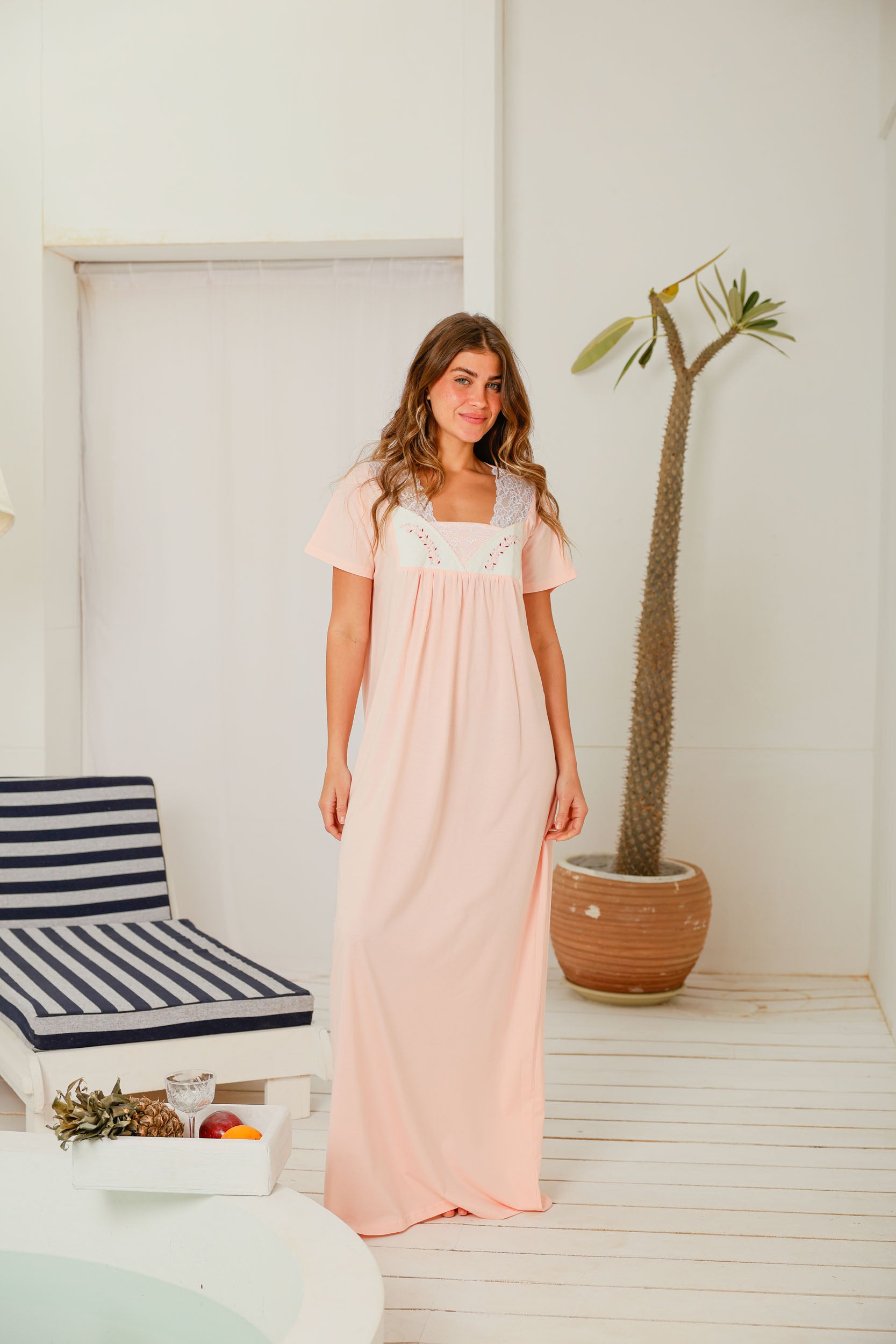 قميص نص كم فسكوز ليكرا بدانتيل