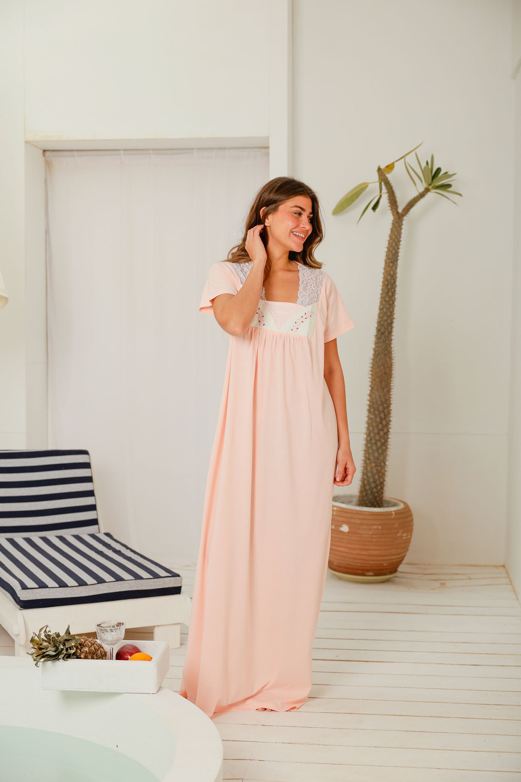 قميص نص كم فسكوز ليكرا بدانتيل