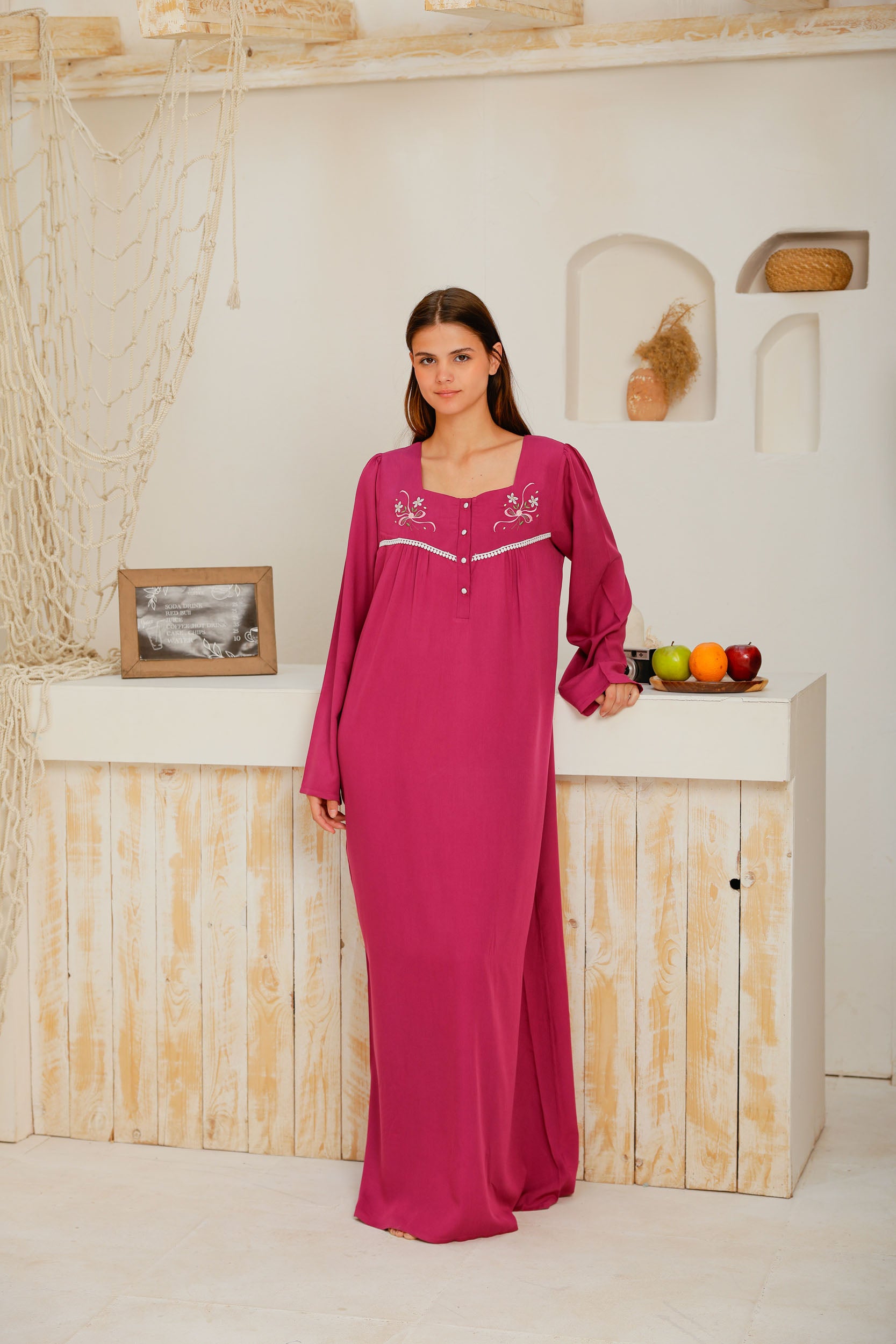 جلباب فسكوز ساده مطرز بسفره وجبير ومرد بكم