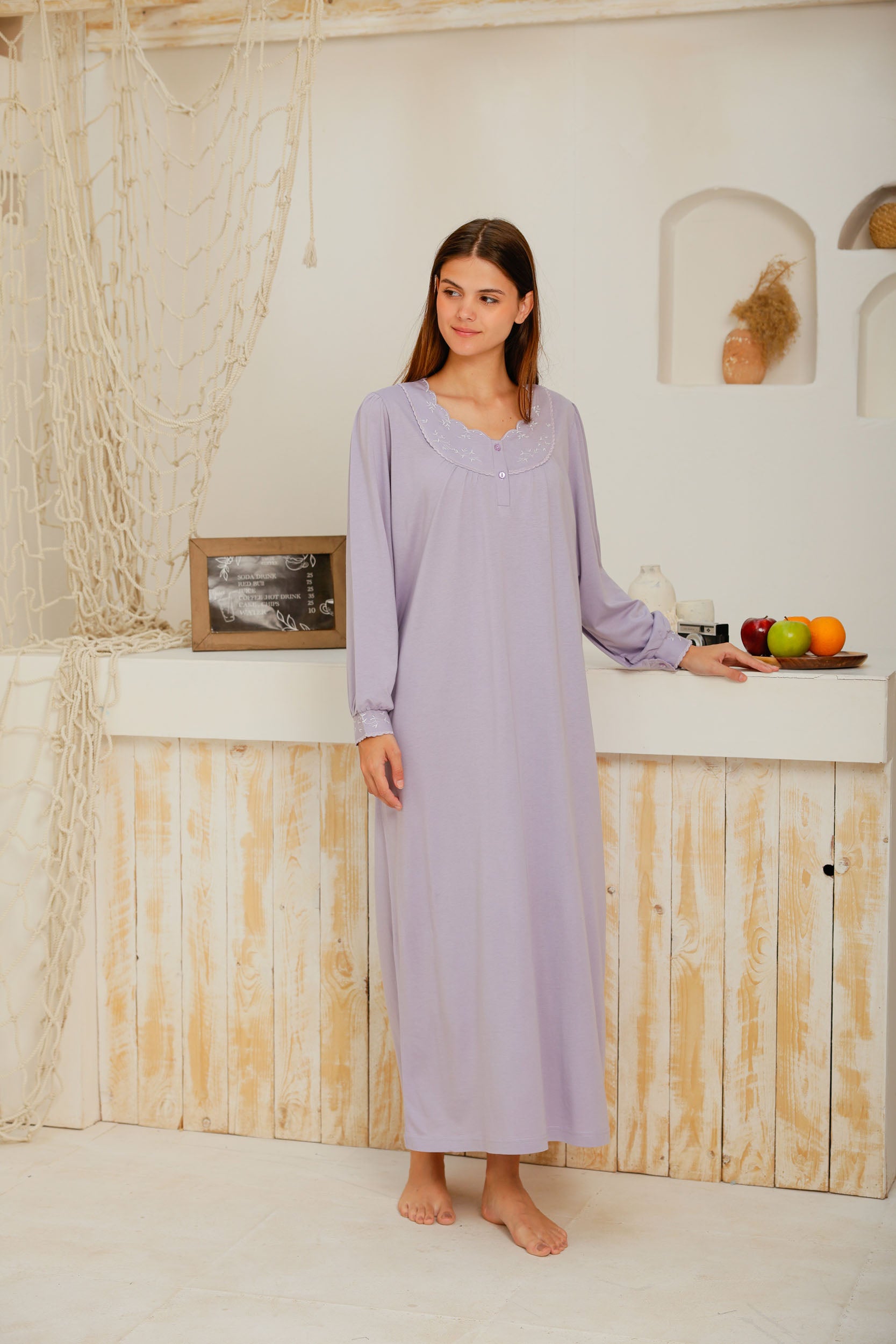 قميص حريمي كم طويل ساده مطرز