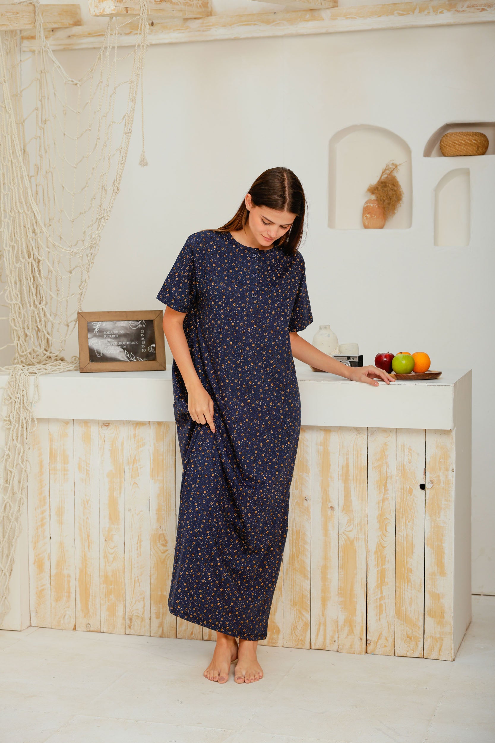 قميص نص كم مطبوع روتاري بزراير