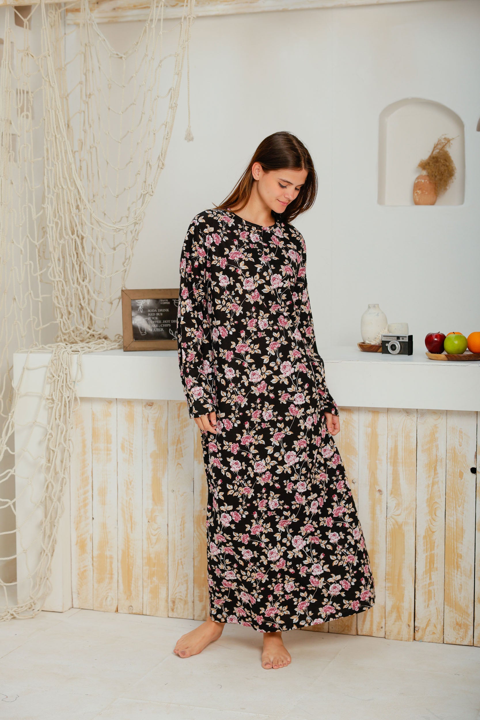 قميص كم مطبوع ورده بندا وزراير