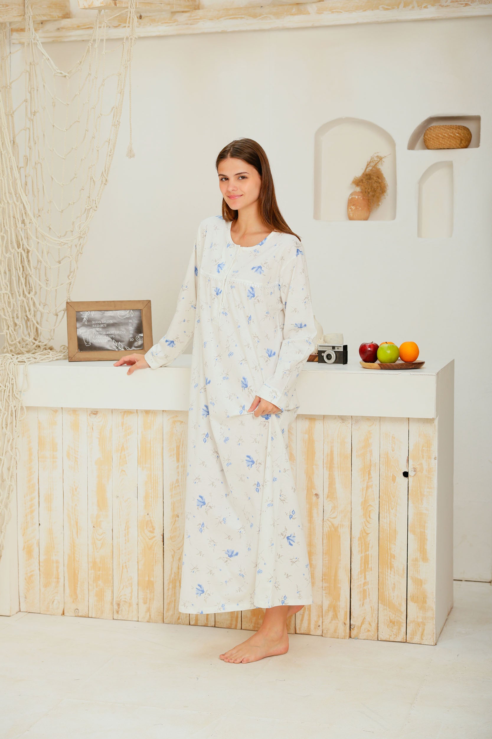 قميص بكم بسفره بندا وزراير