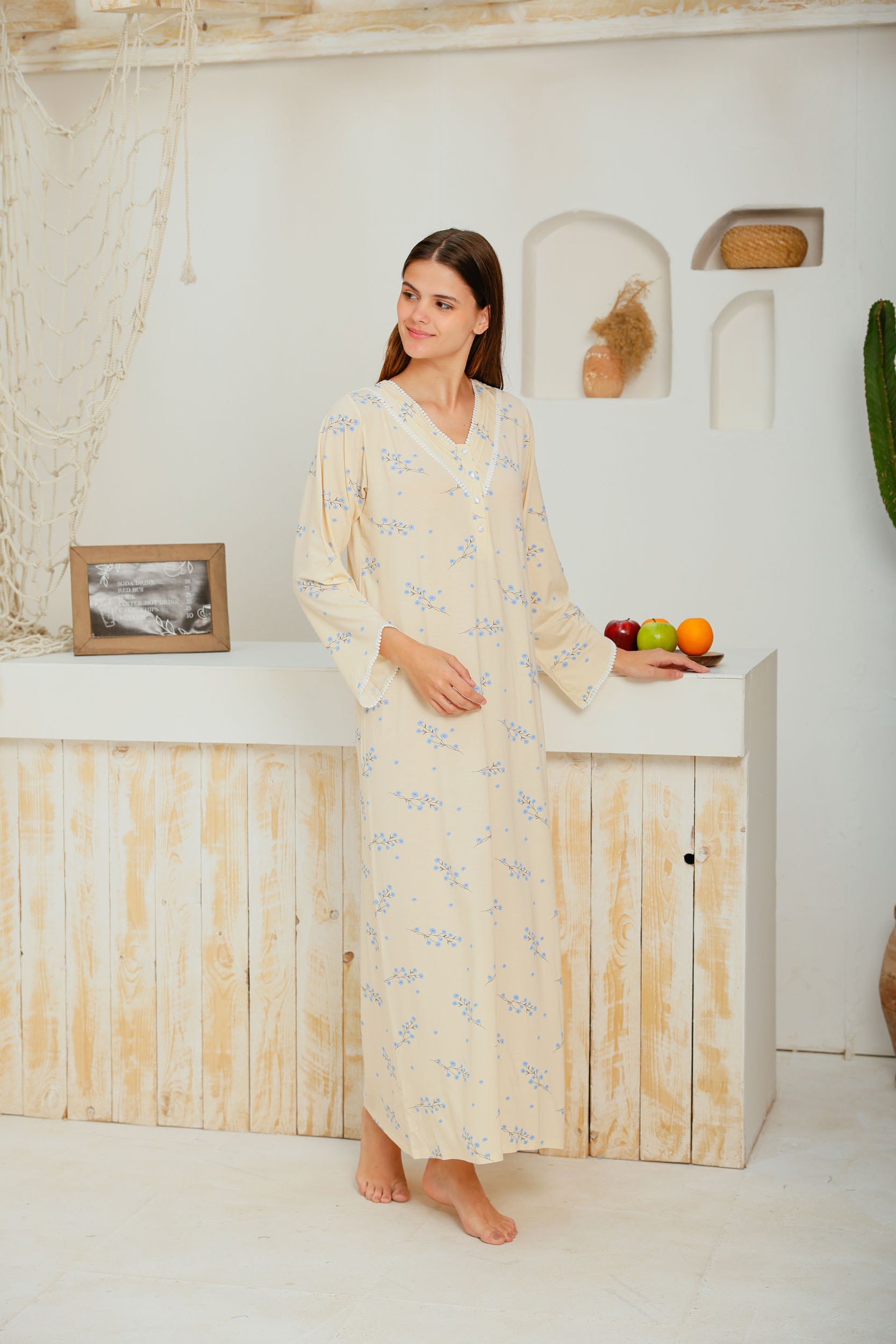 قميص ليكرا رقبه سبعه بنيرفيرات ومرد بكم