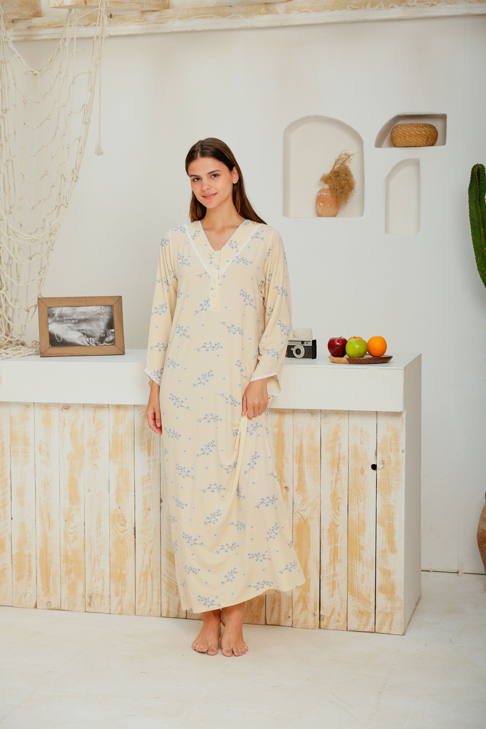 قميص ليكرا رقبه سبعه بنيرفيرات ومرد بكم